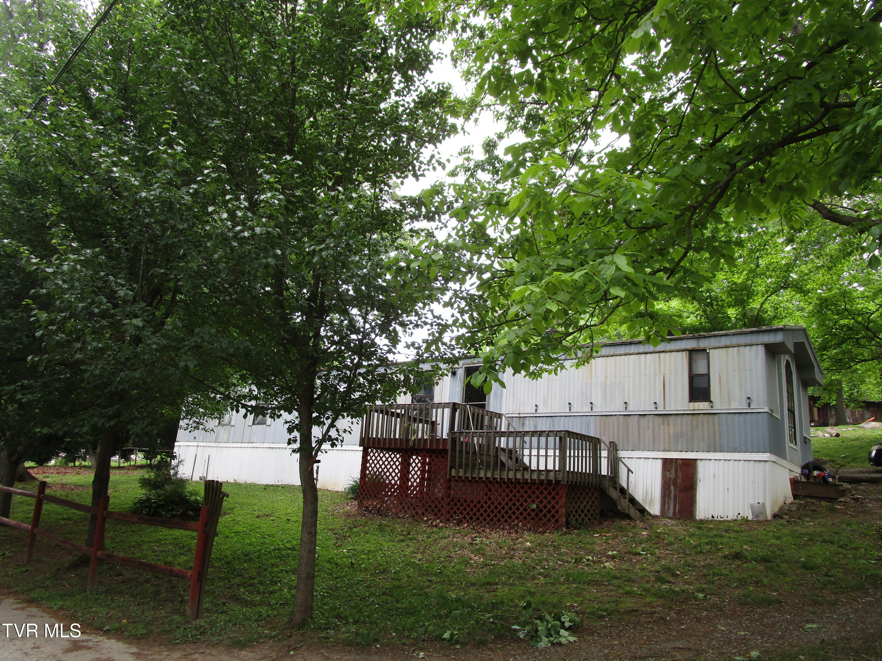 110 Green Lane Property Photo 1