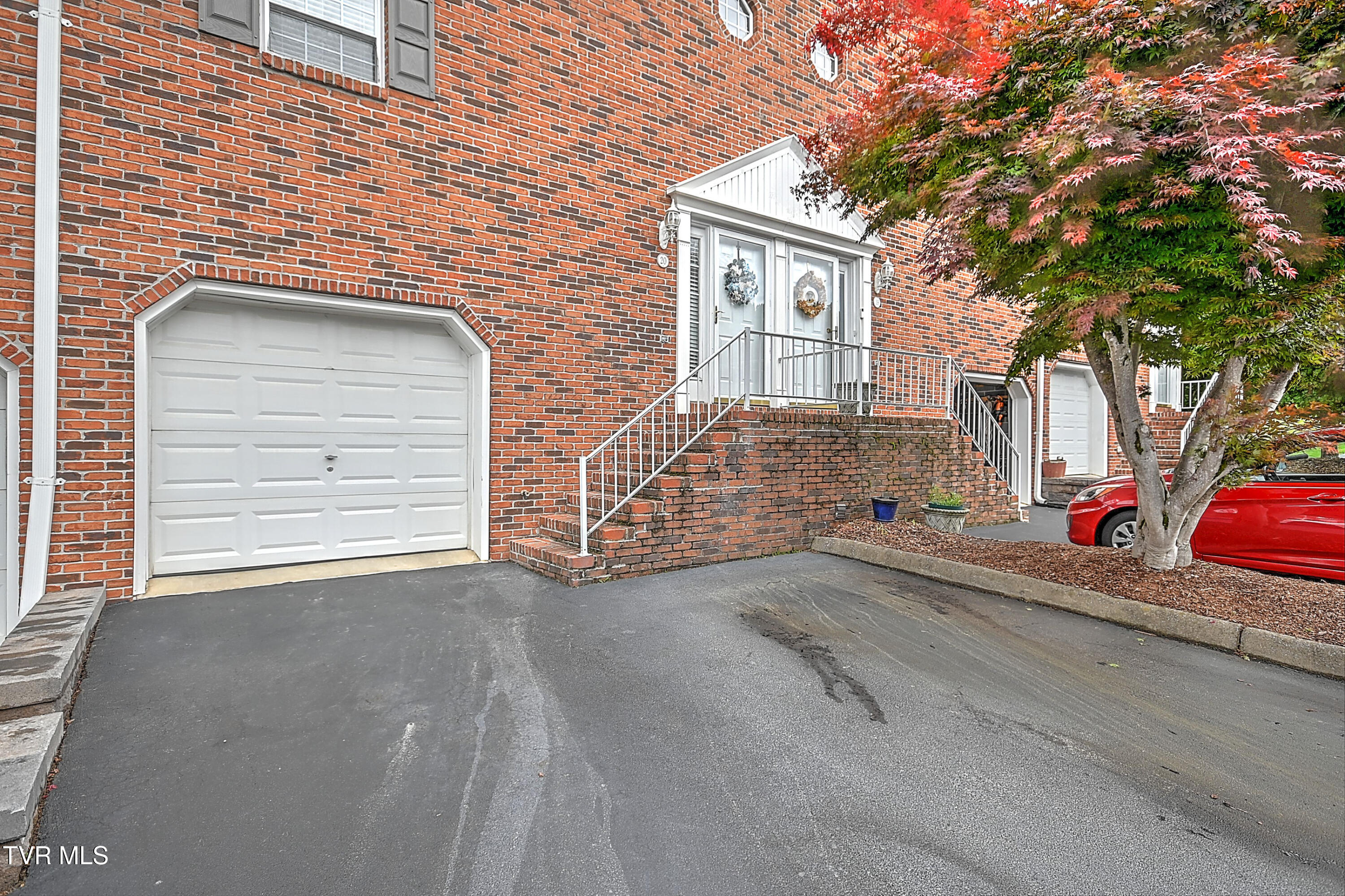 204 East Mountain View Road Property Photo