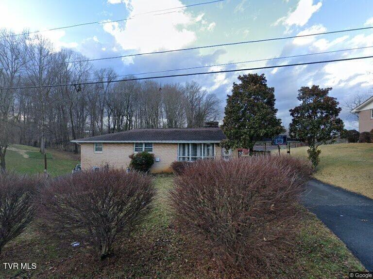 309 Amity Lane Property Photo