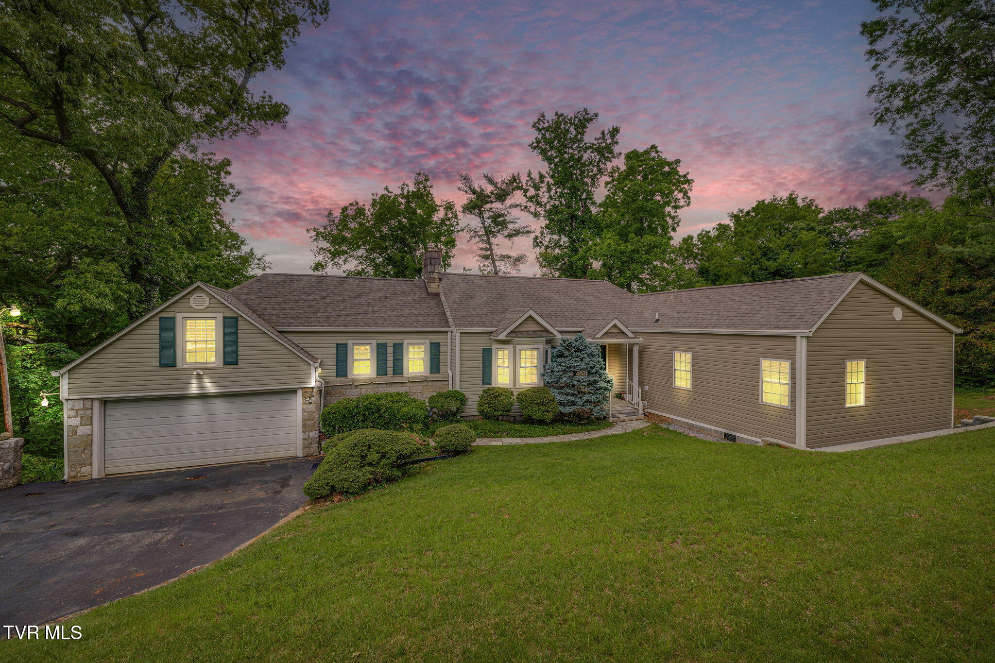3616 Orebank Road Property Photo