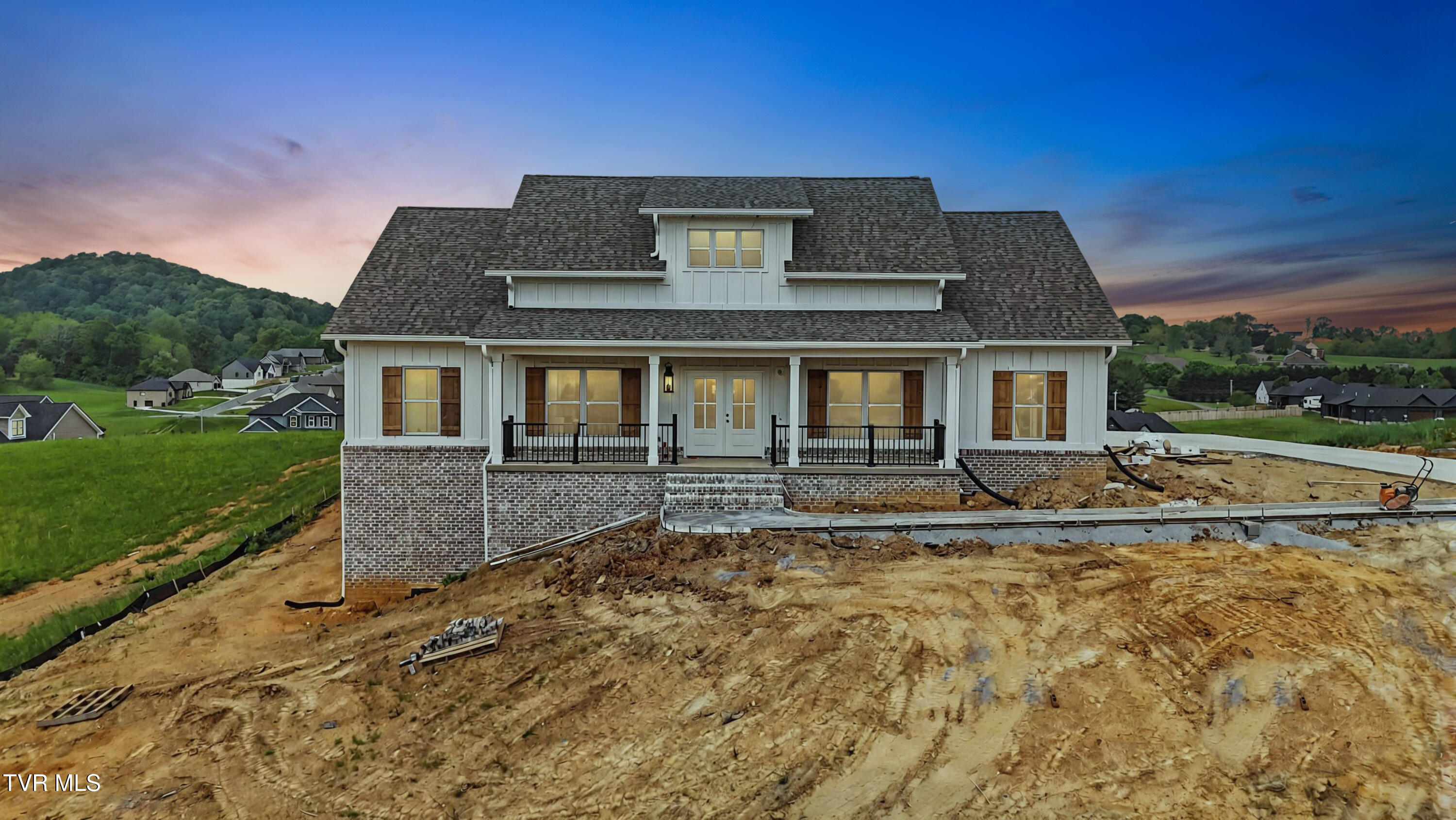 2266 Cattleman's Trail Property Photo