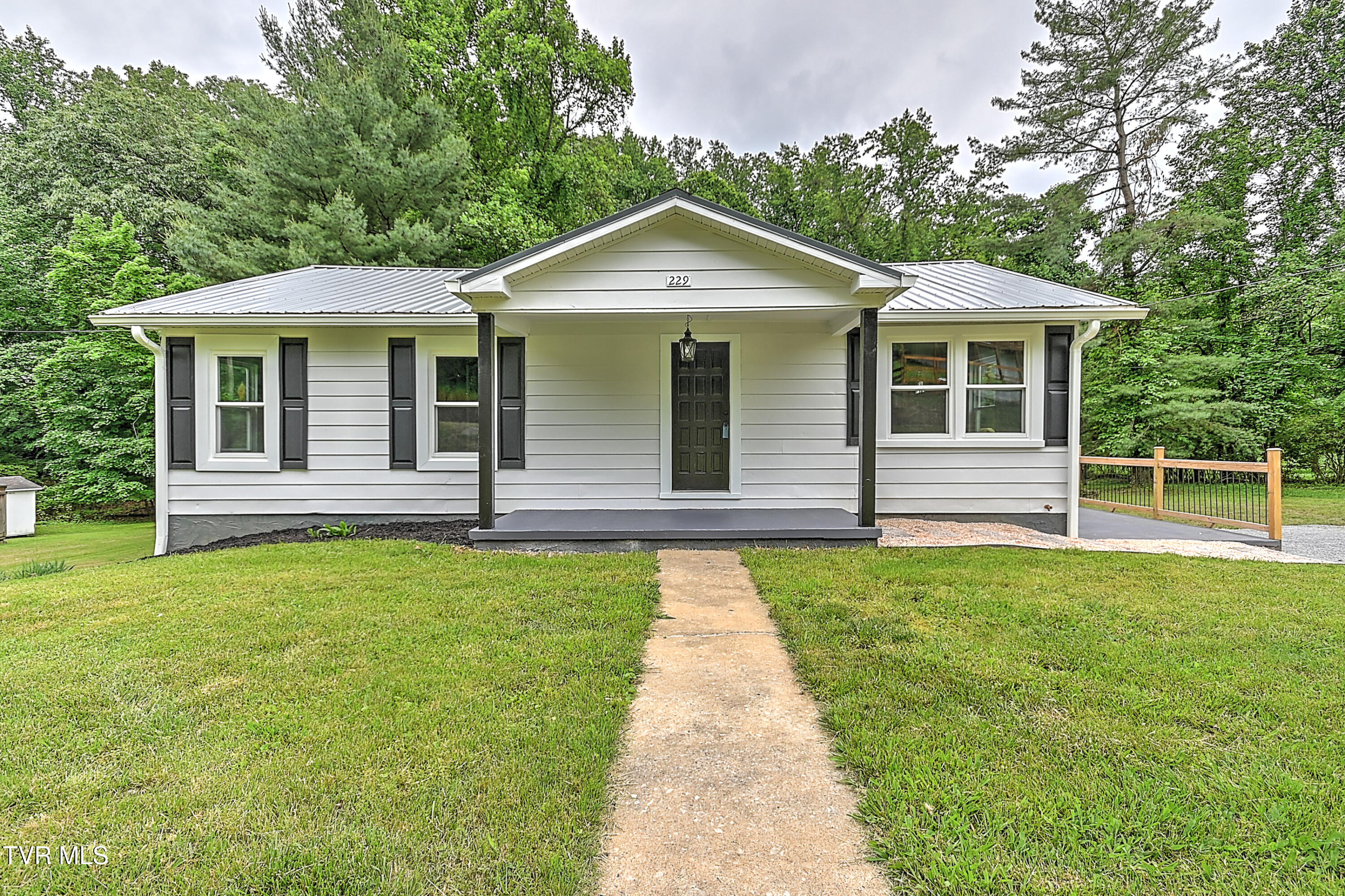 229 Independence Drive Property Photo