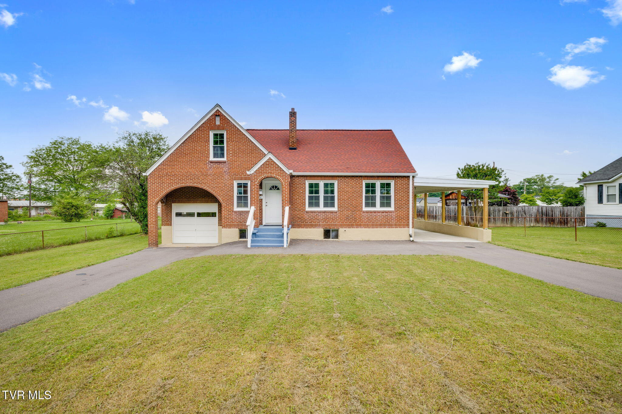 3224 Clover Street Property Photo