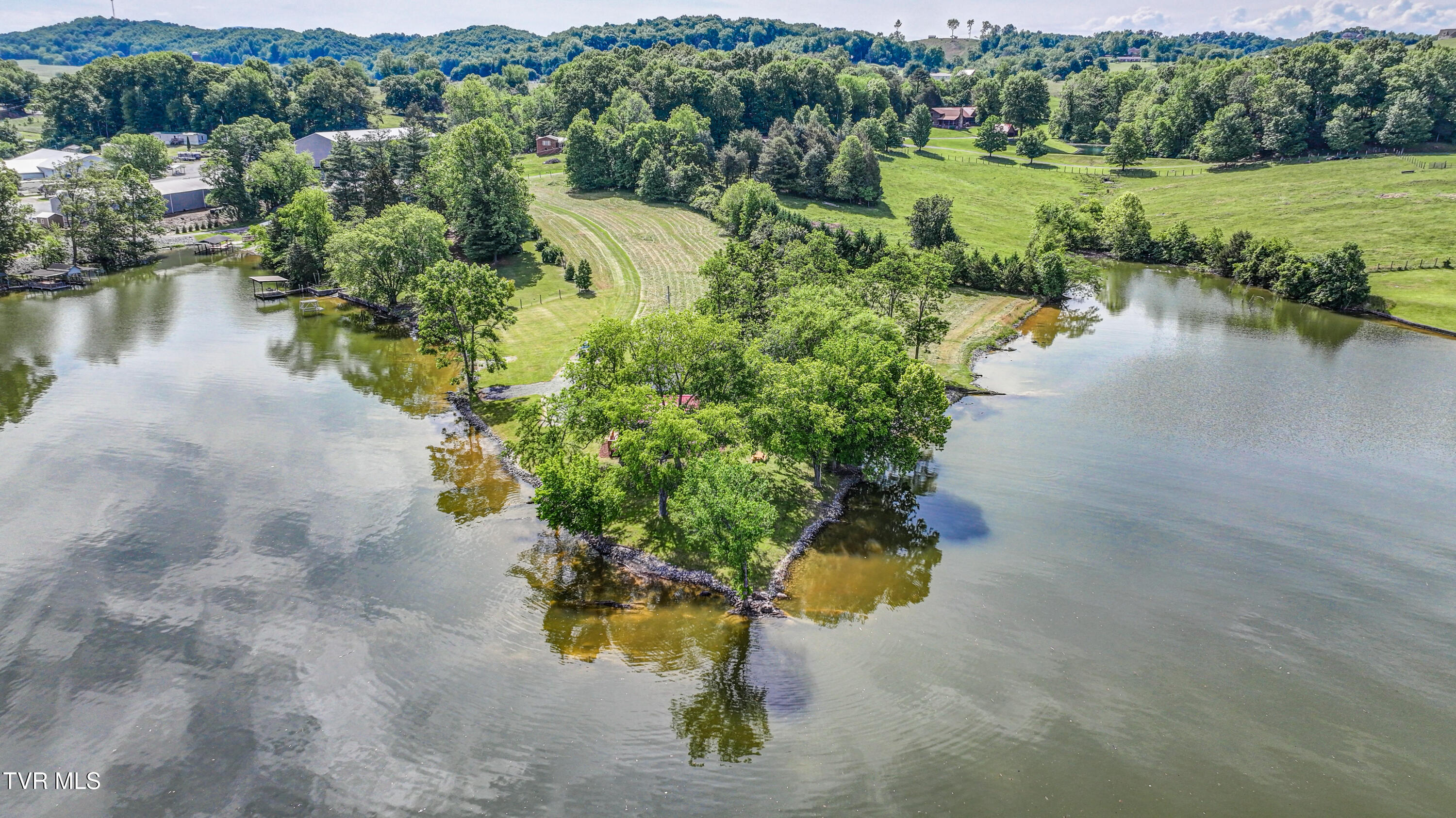 488 Sportsman Dock Road Property Photo