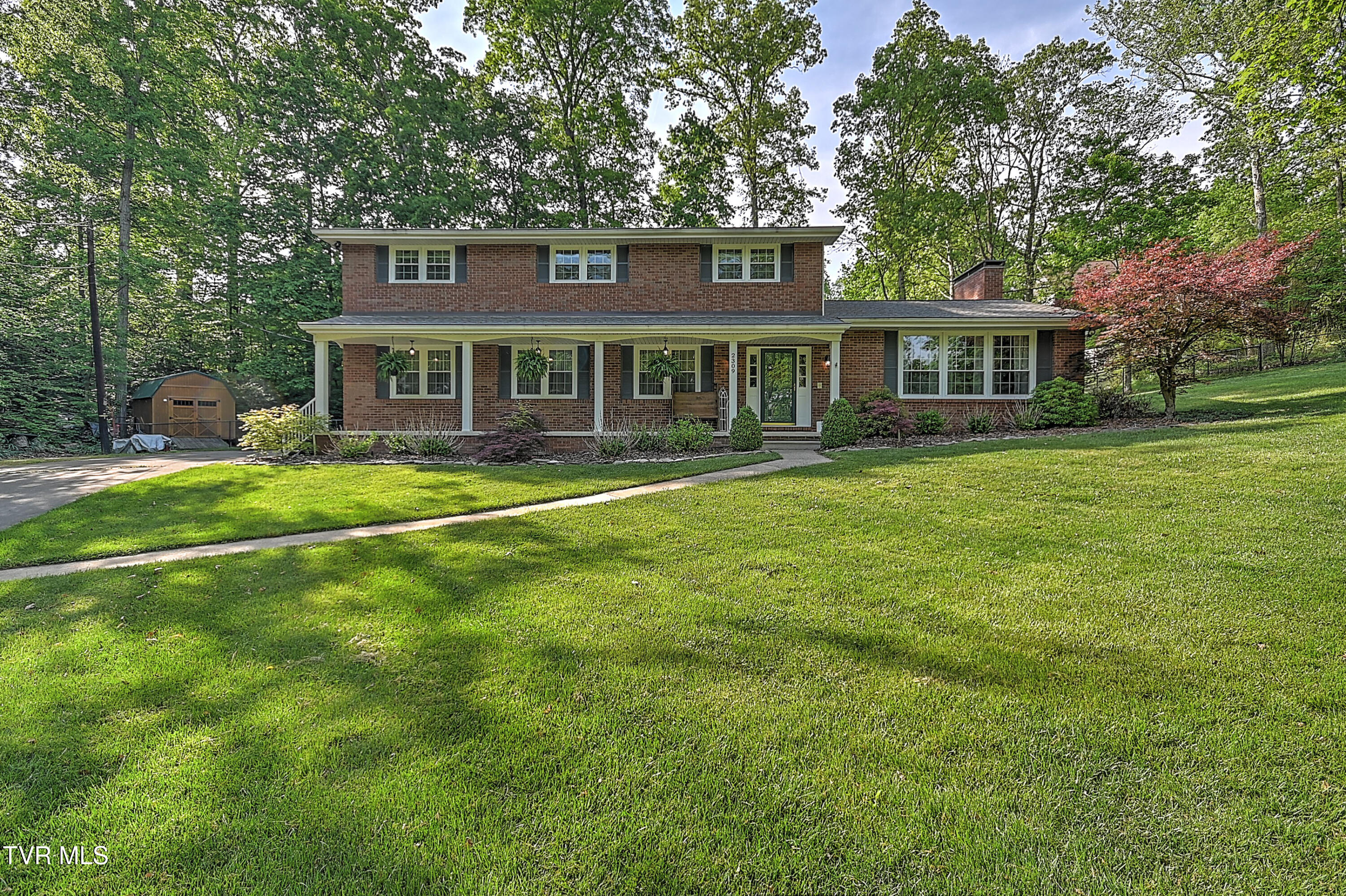 2309 Oxford Court Property Photo