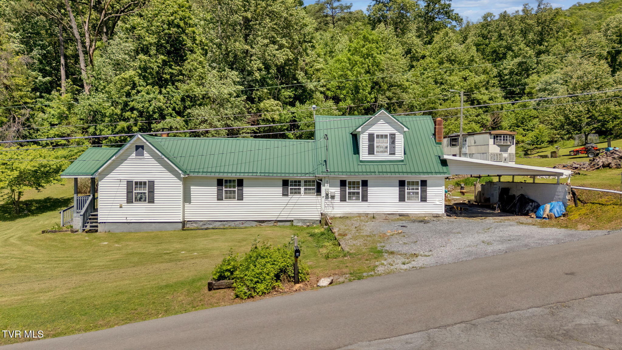 157 Chambers Hollow Road Property Photo