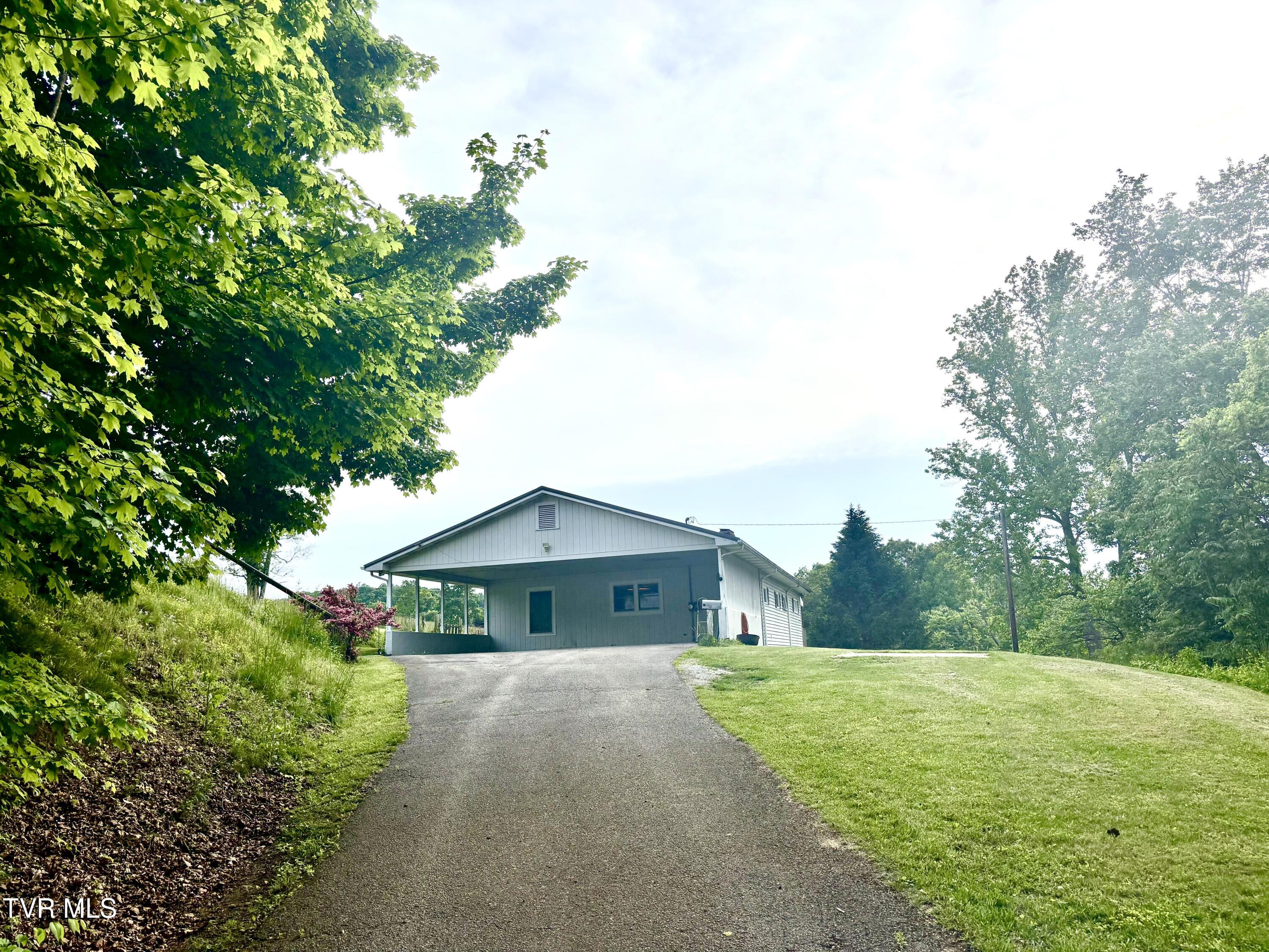 9980516 Property Photo