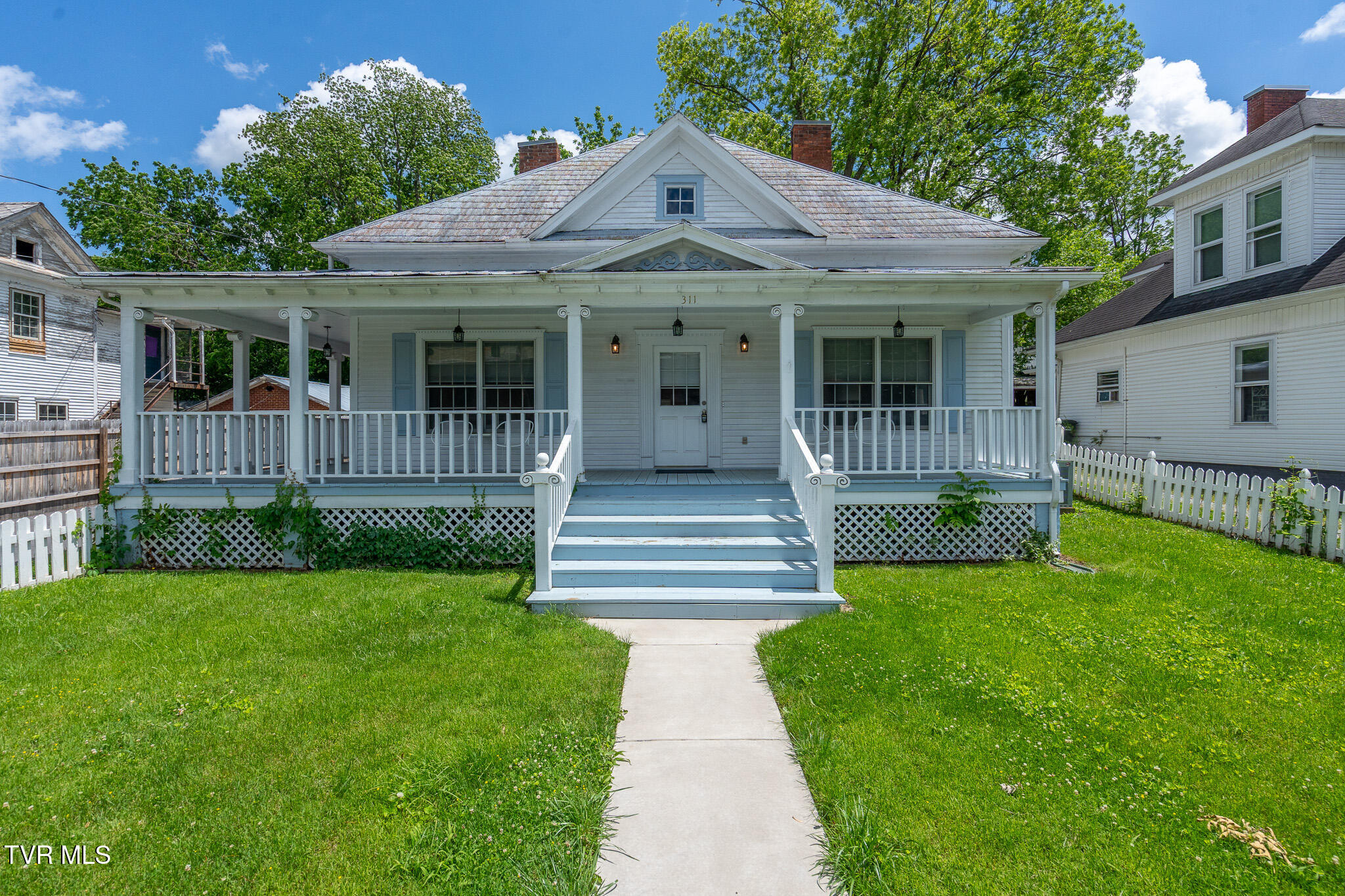 311 South Cutler Street Property Photo