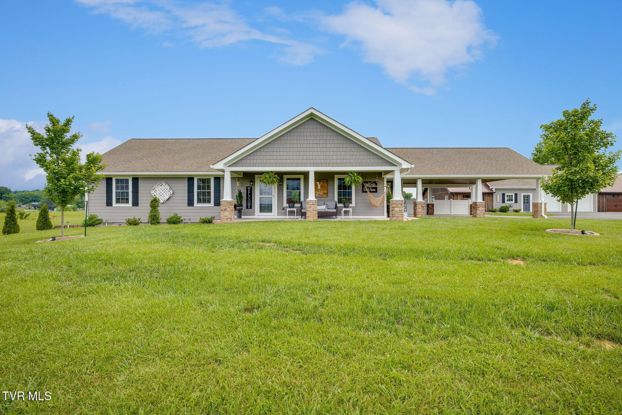 110 Emmanuel Drive Property Photo