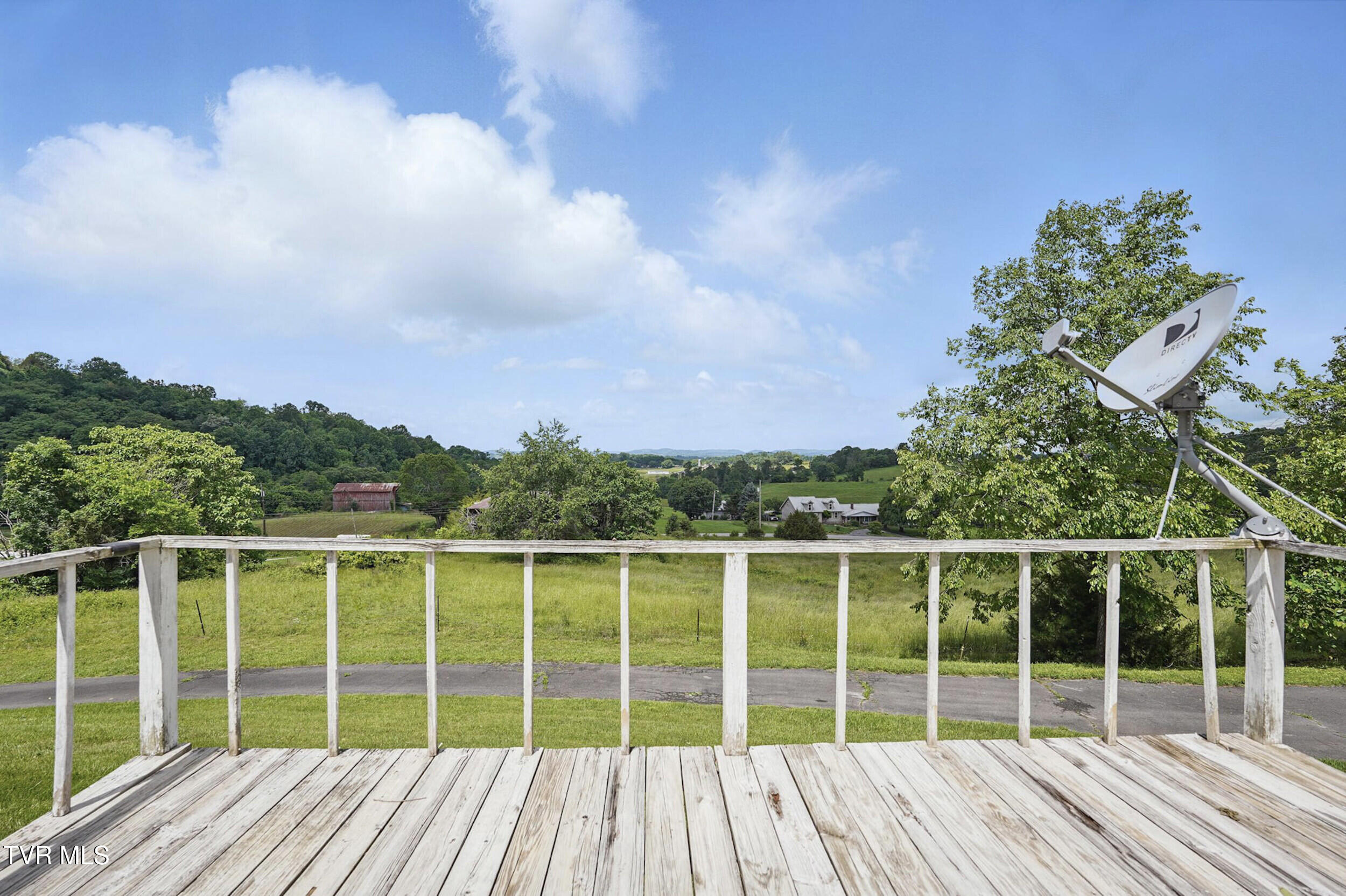 438 Horace Dillow Road Property Photo 5