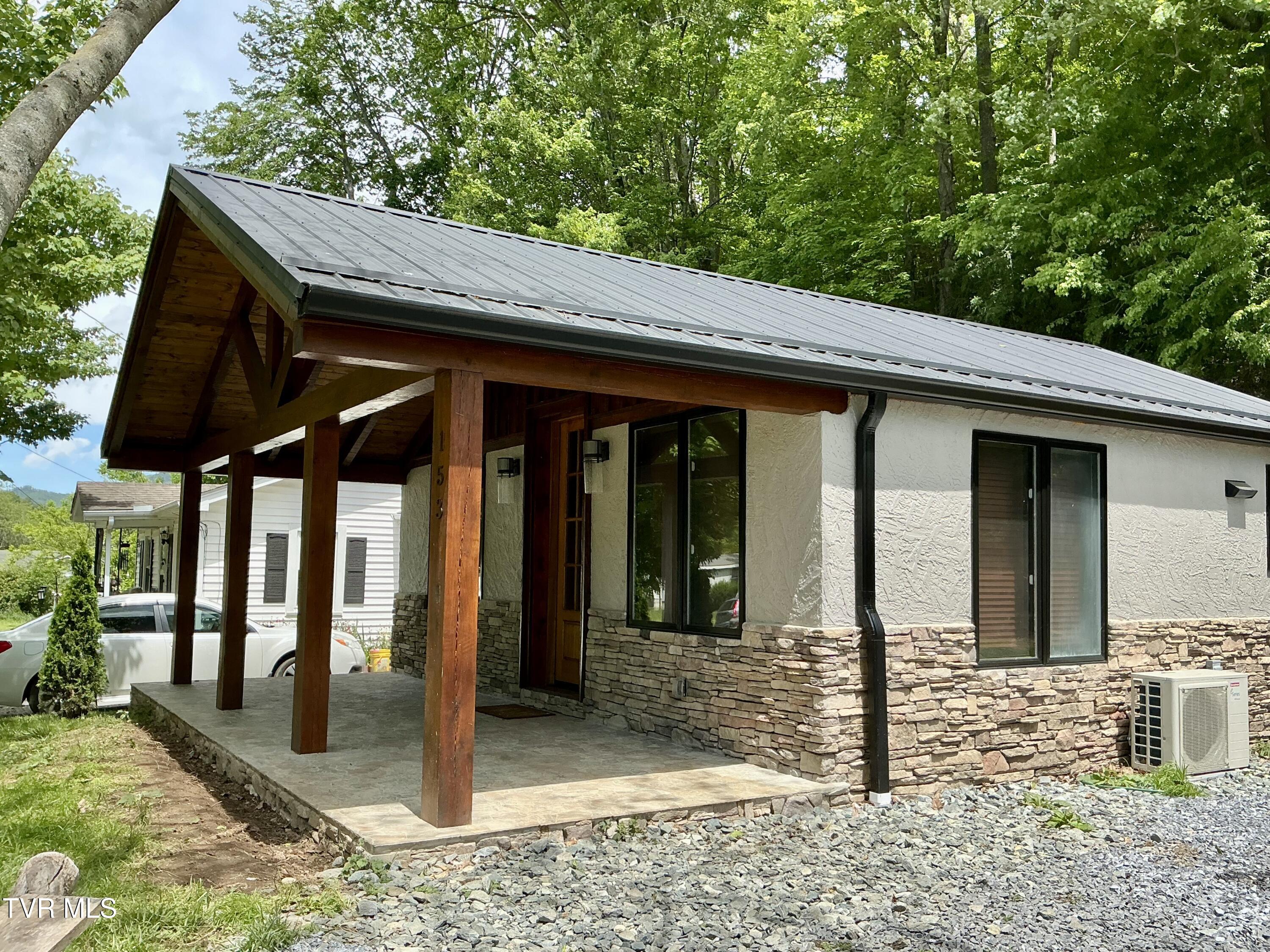 153 Hampton Creek Road Property Photo 5