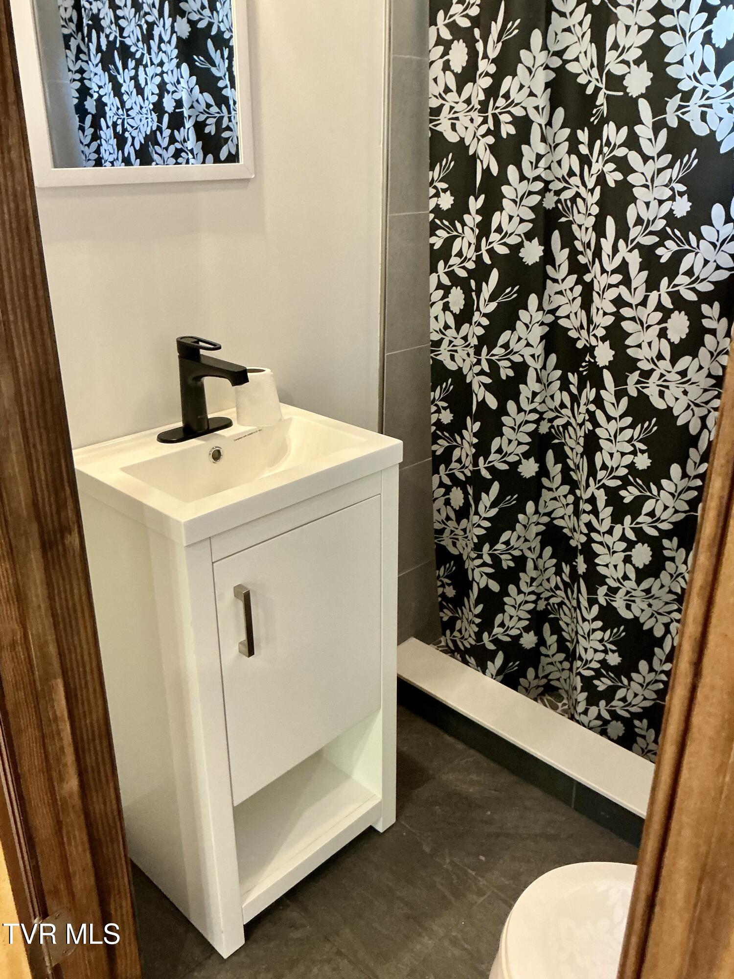 153 Hampton Creek Road Property Photo 17