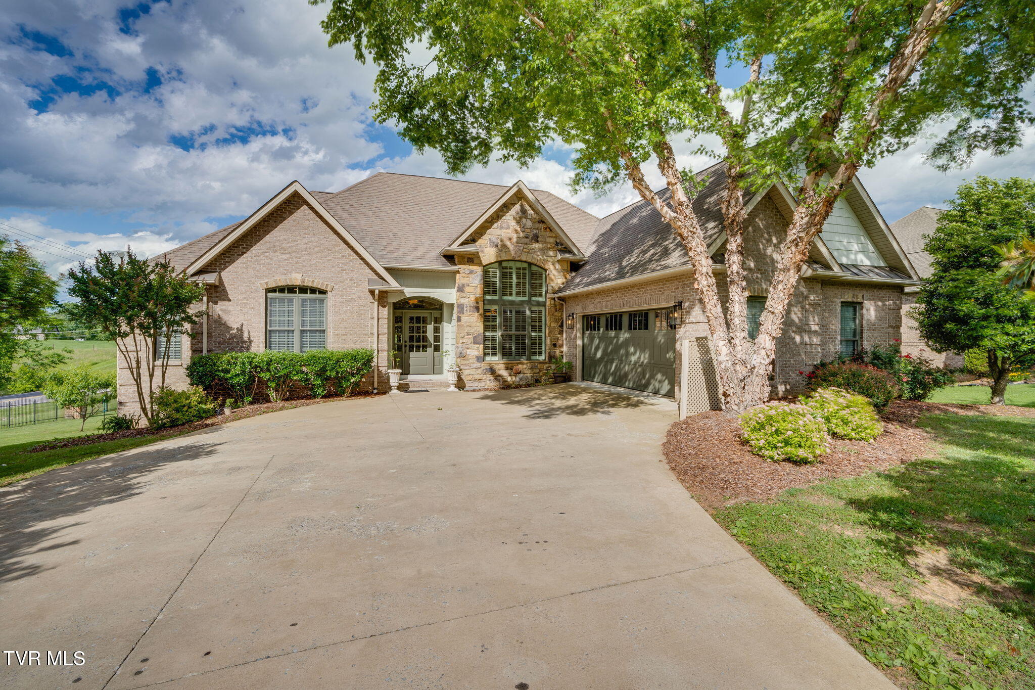 1001 Willows Trace Drive Property Photo