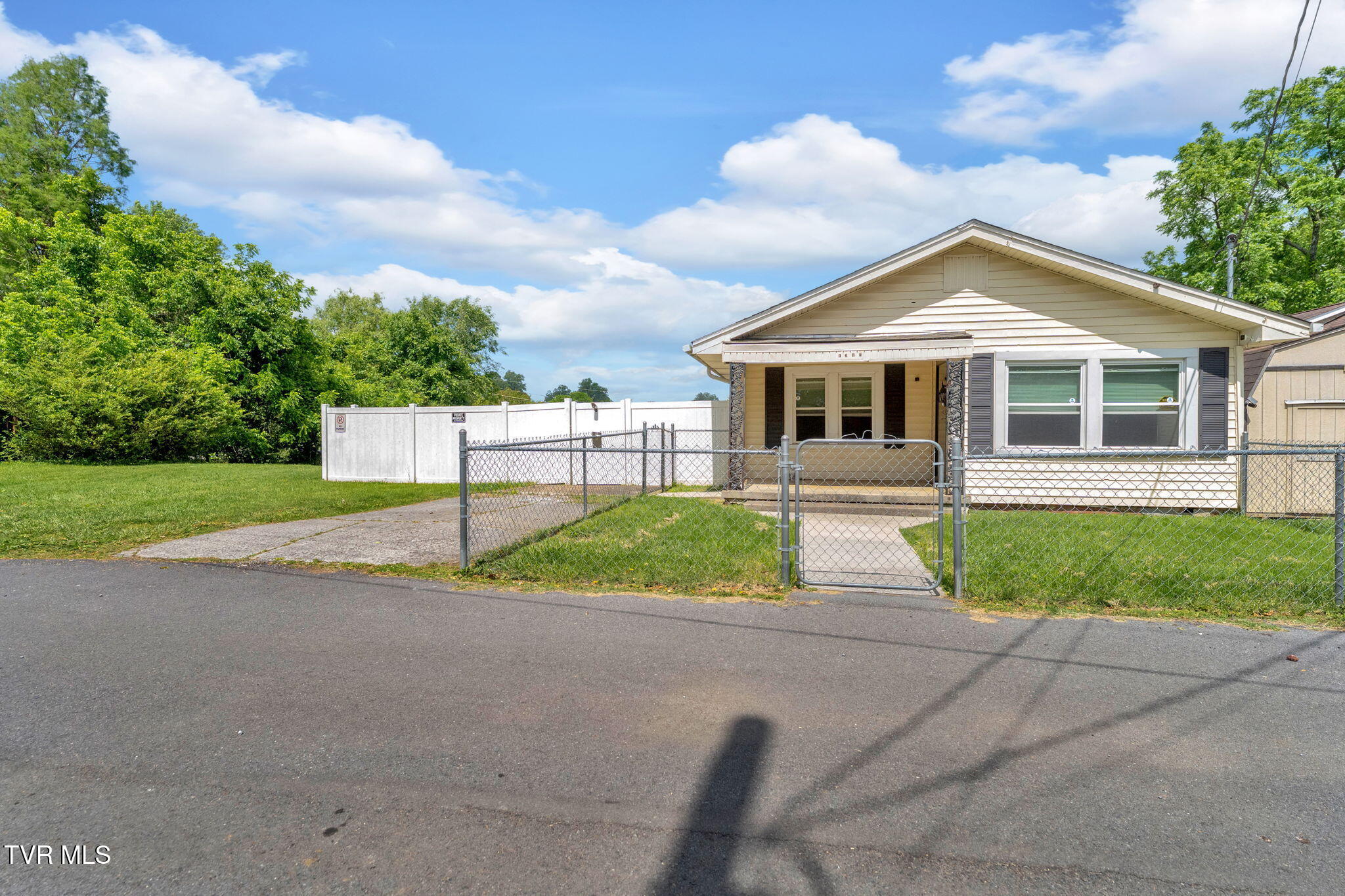 1217 Kentucky Avenue Property Photo 1