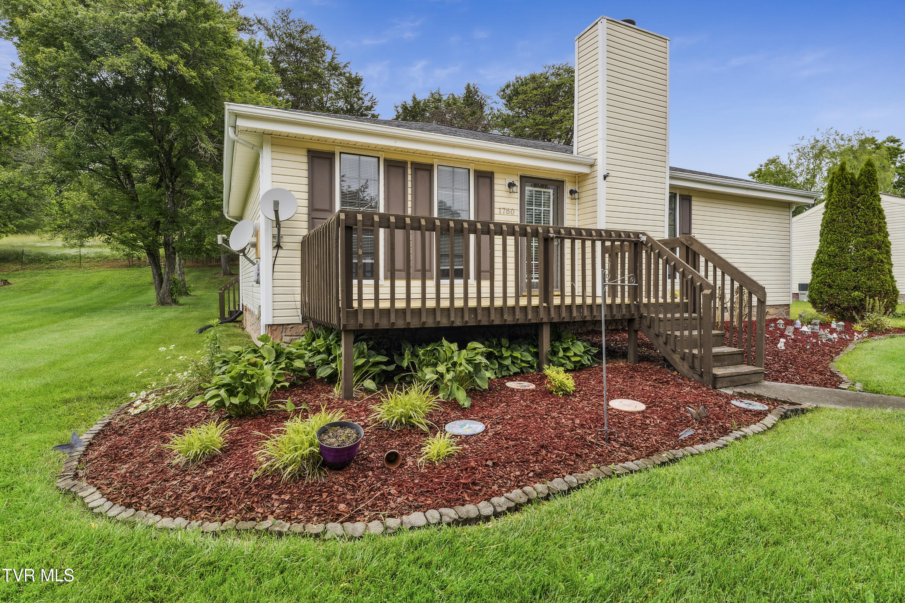 1760 Todd Drive Property Photo 1