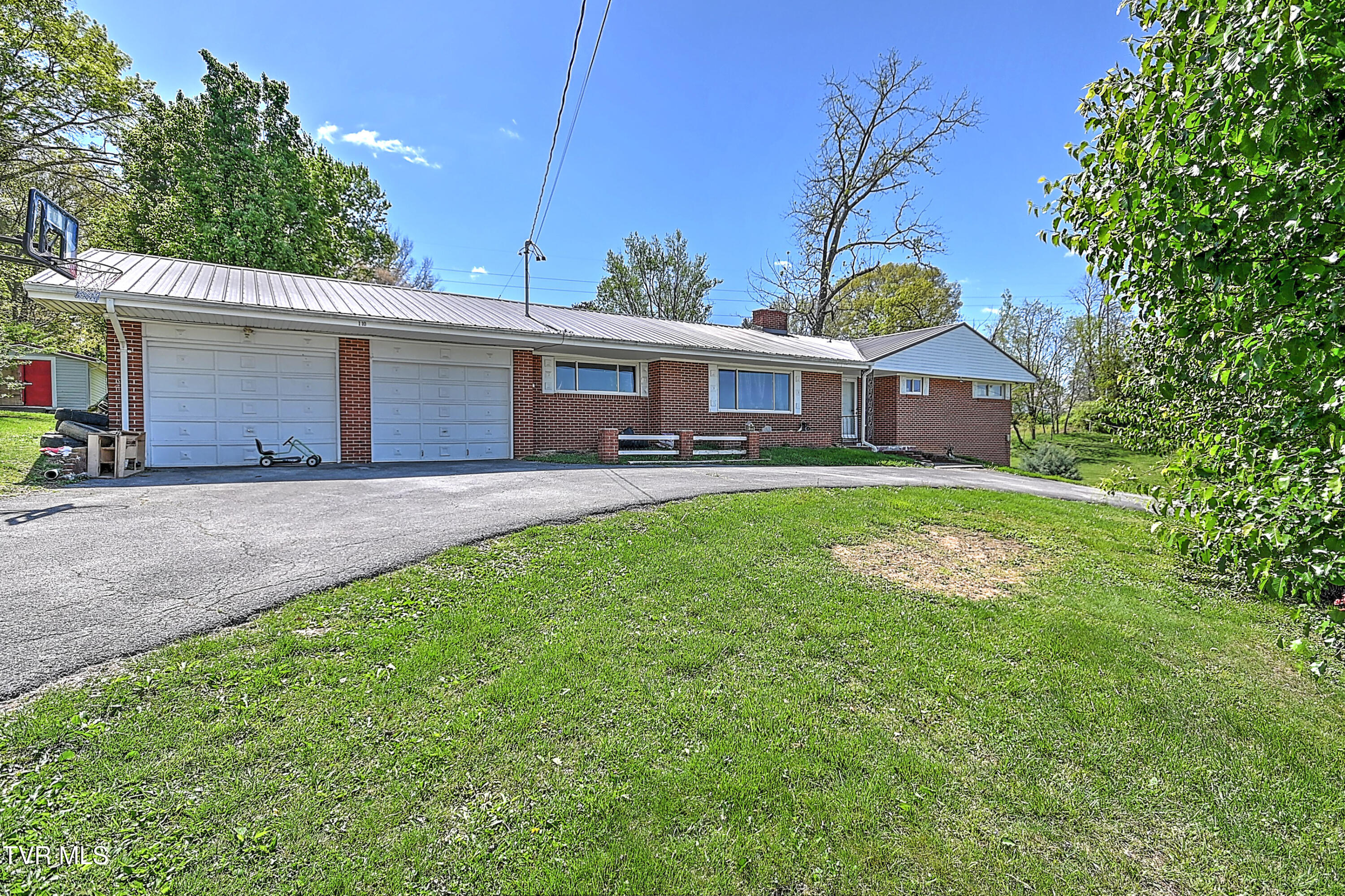 110 Johnson Street Property Photo 1