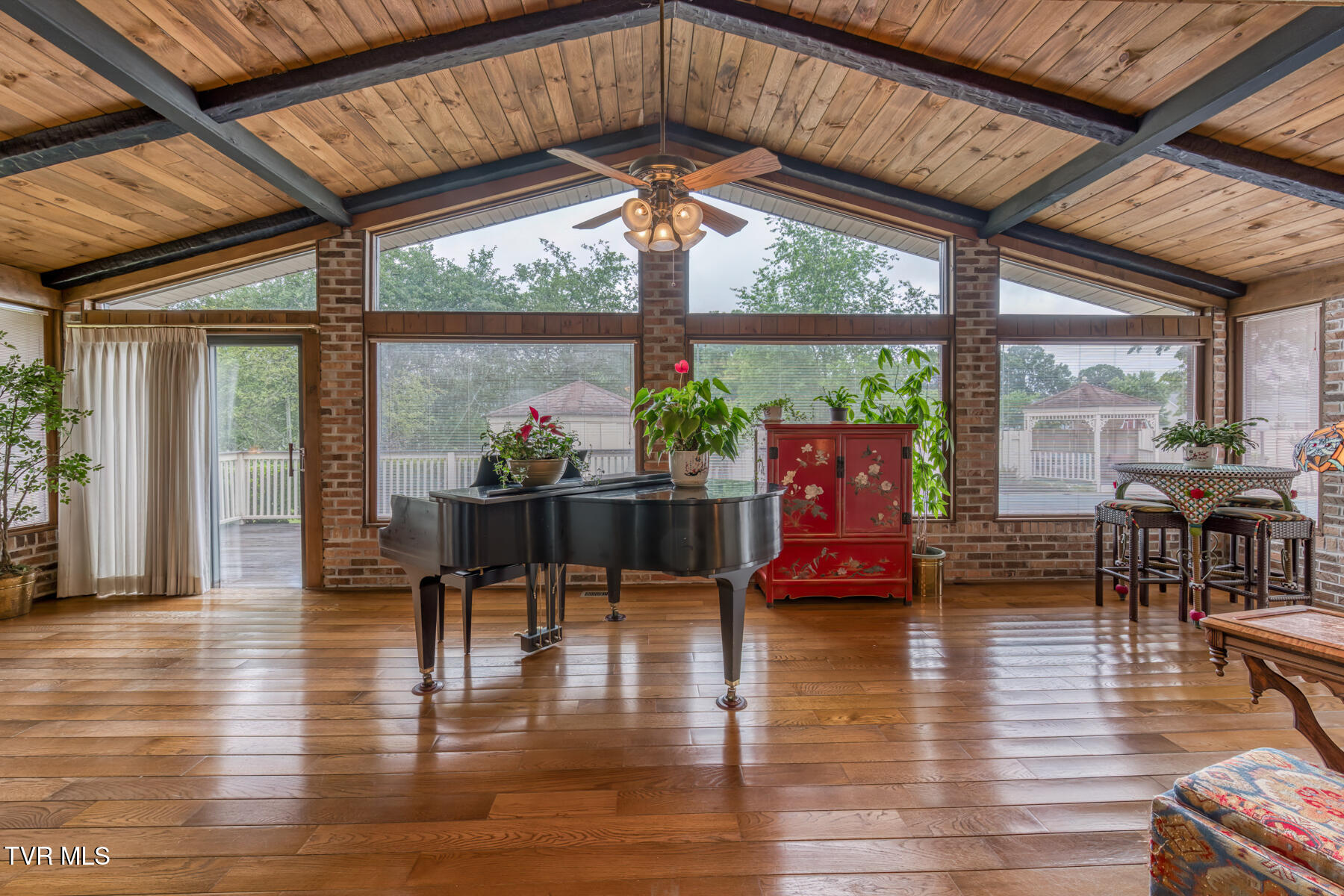 424 Jonesboro Road Property Photo 9