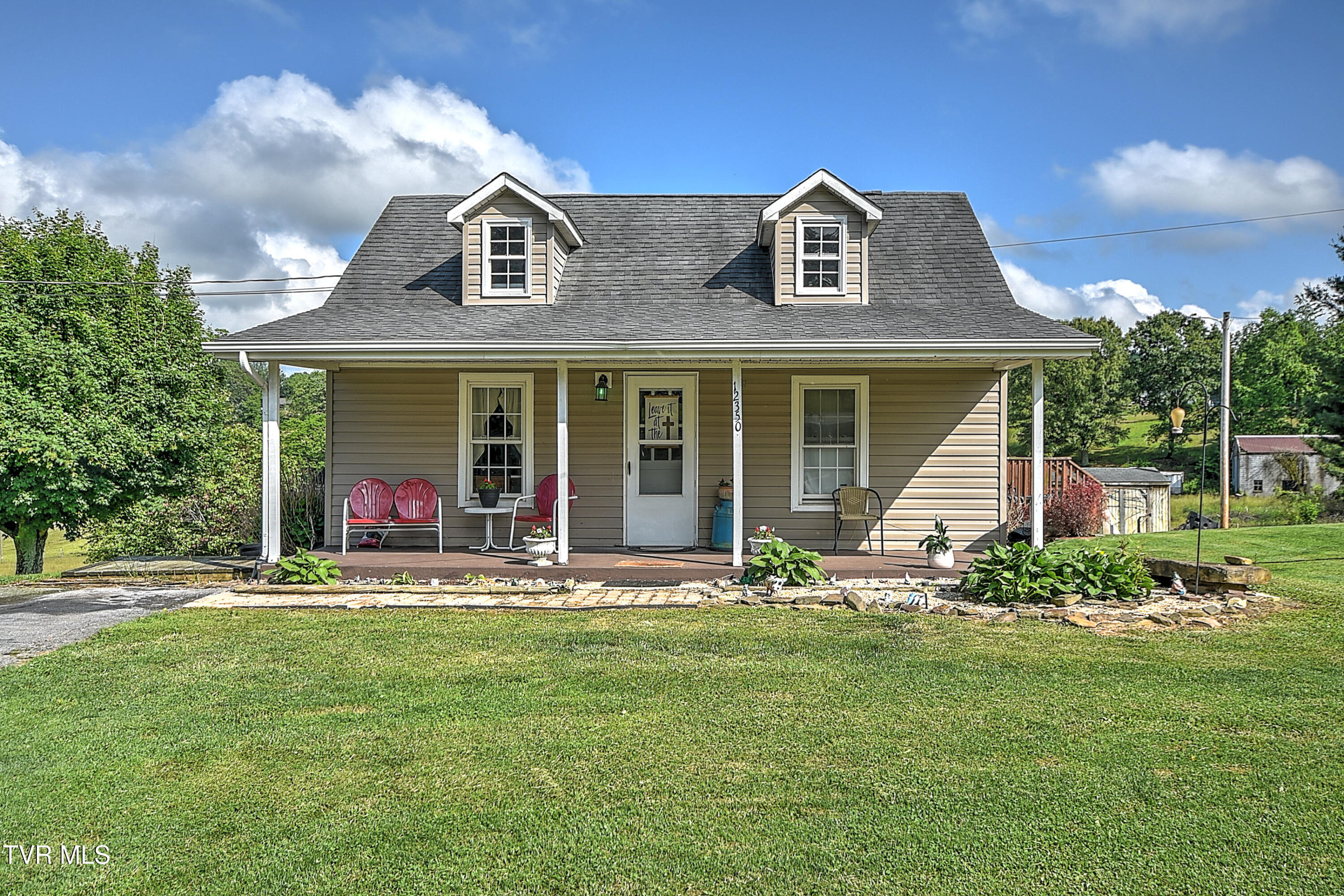 12350 Reedy Creek Road Property Photo 1