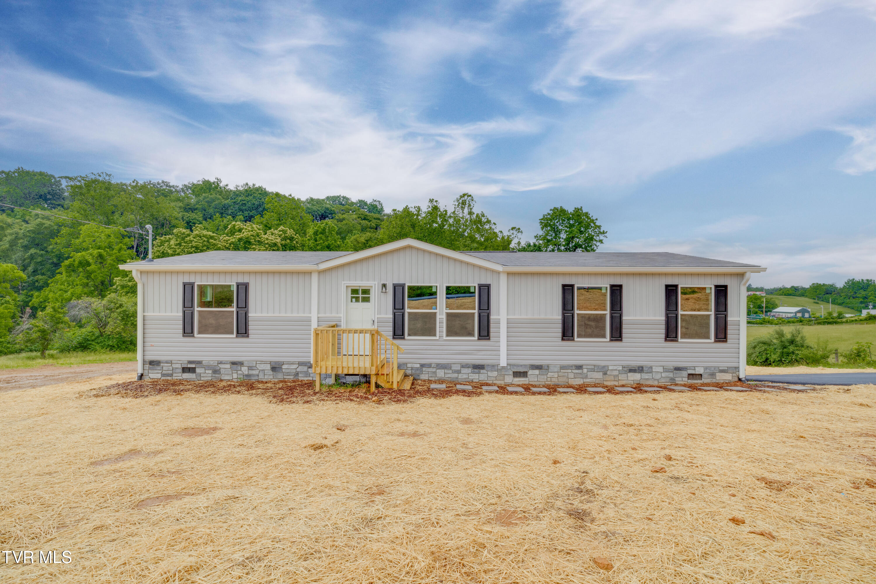 913 Henry Harr Road