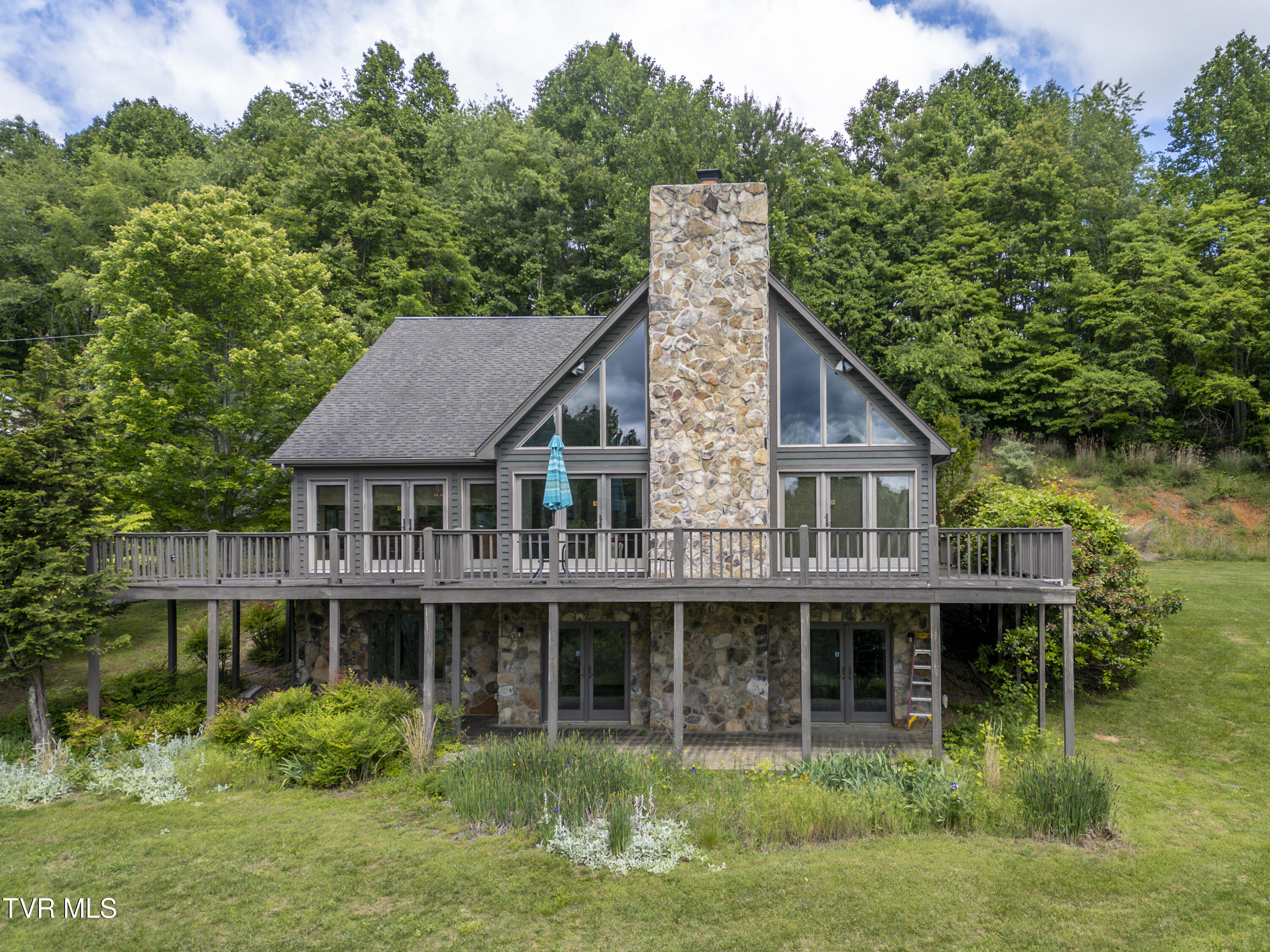 14346 White Top View Property Photo 1