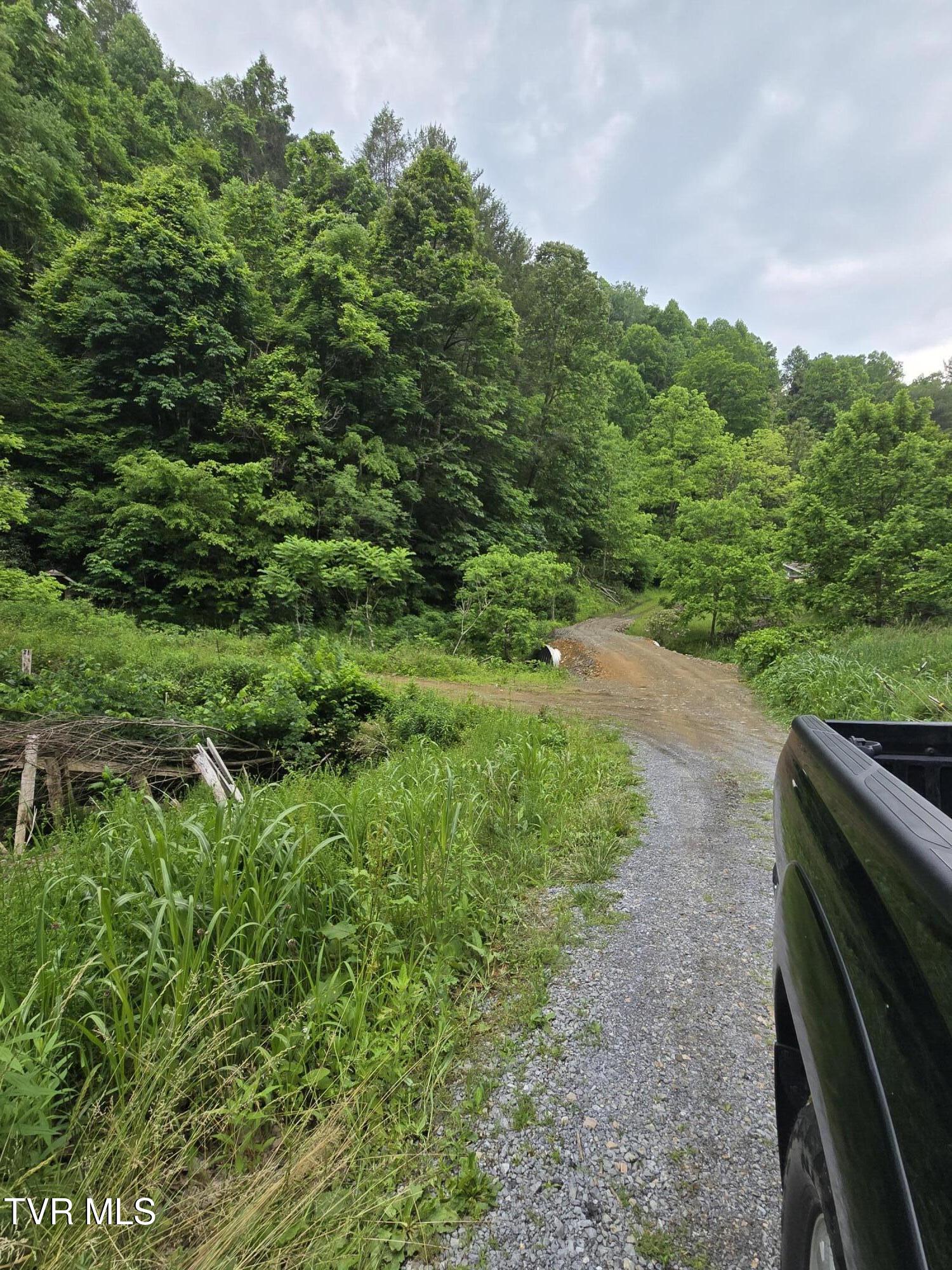 719 Simerly Creek Property Photo 1