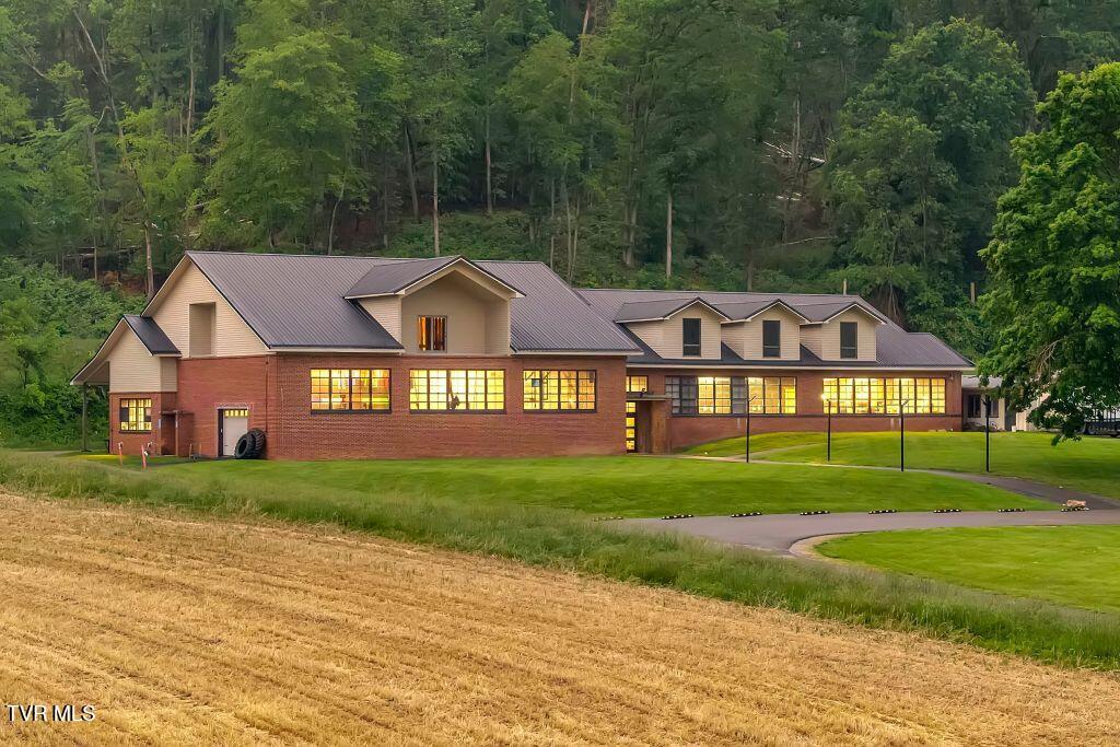 5500 Roan Creek Road Property Photo 7