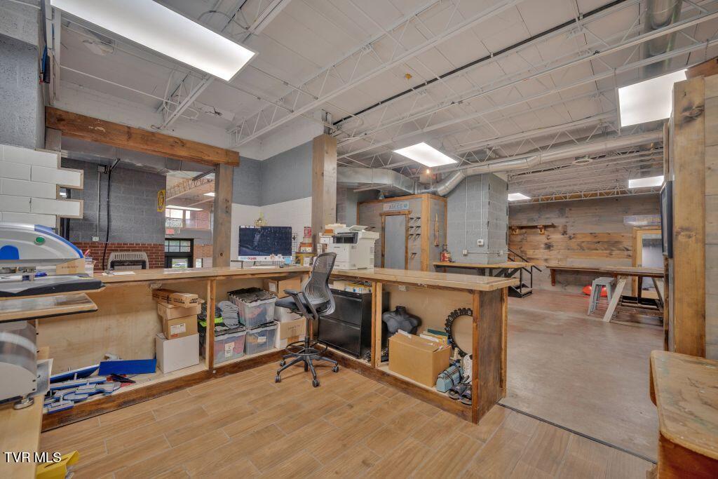 5500 Roan Creek Road Property Photo 29