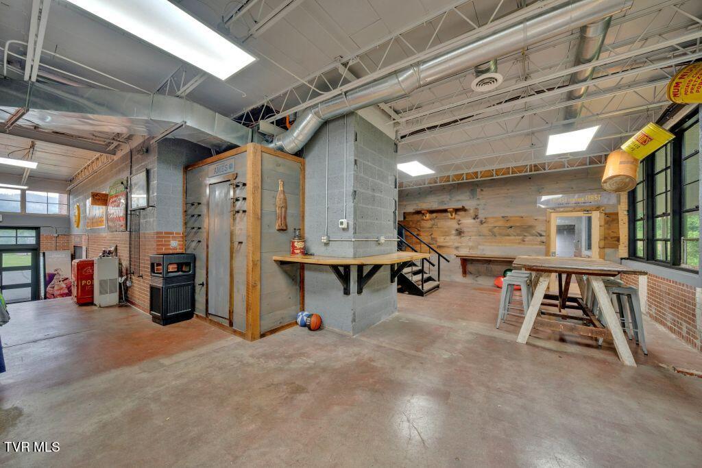 5500 Roan Creek Road Property Photo 31