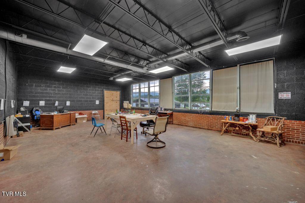 5500 Roan Creek Road Property Photo 45