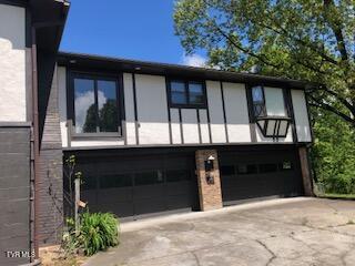 301 Southeast Apple Drive Property Photo 14