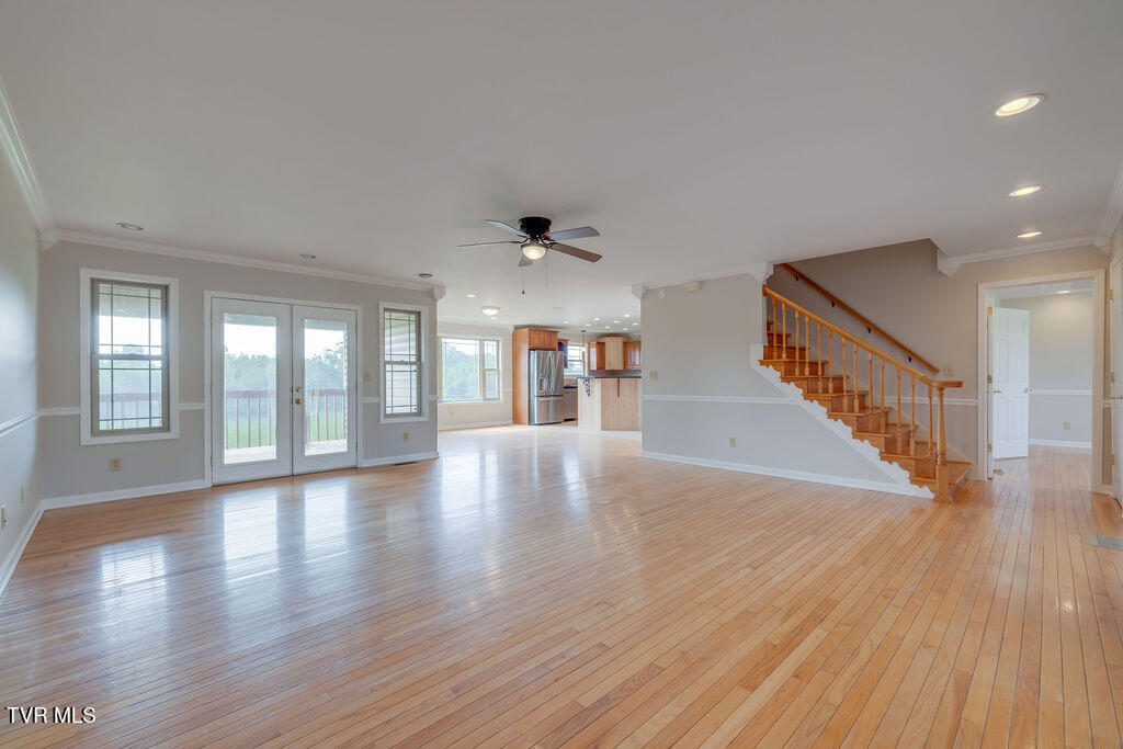 229 Ridgecrest Rd Property Photo 6