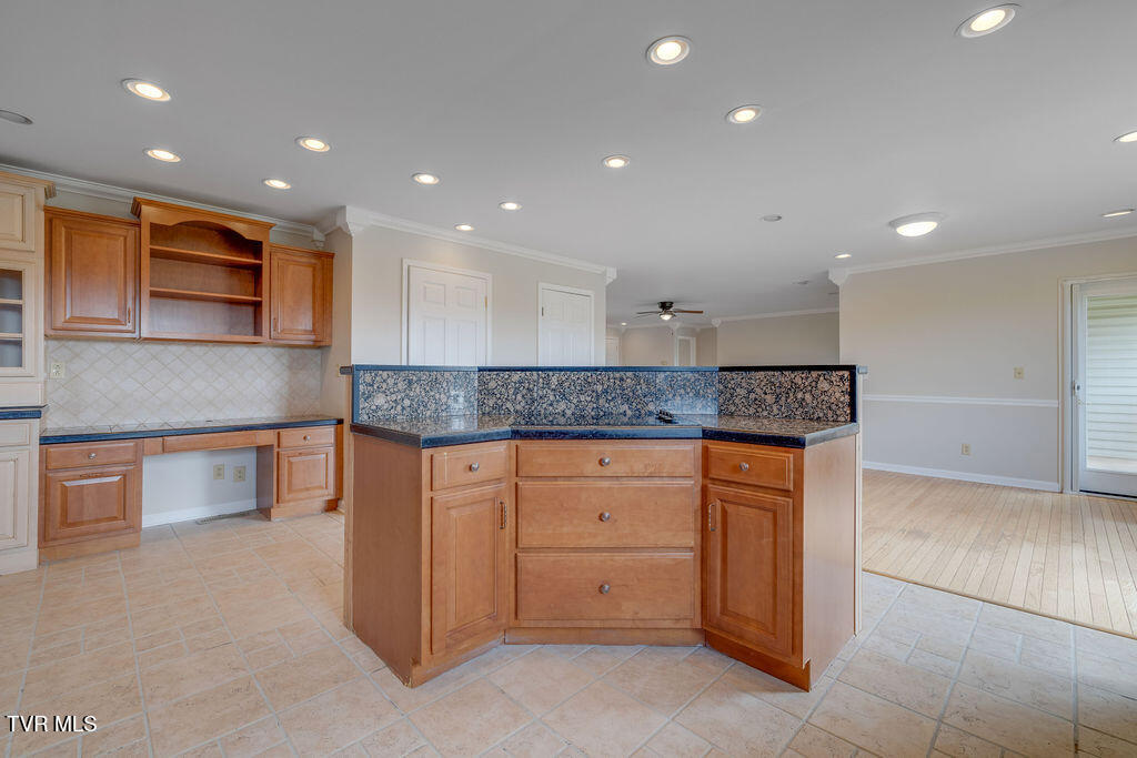 229 Ridgecrest Rd Property Photo 13