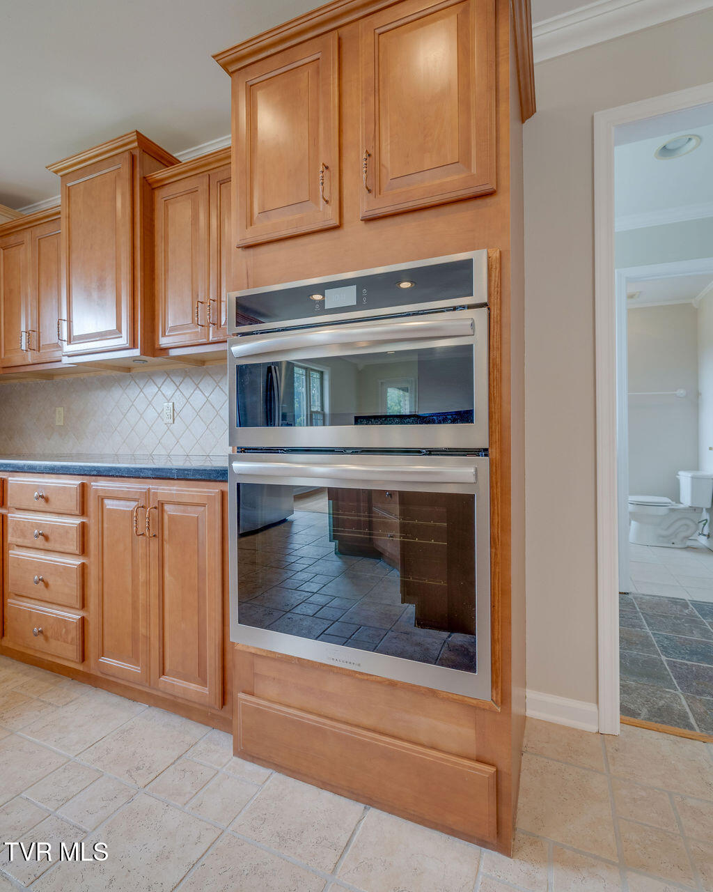 229 Ridgecrest Rd Property Photo 15