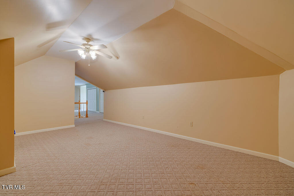 229 Ridgecrest Rd Property Photo 32