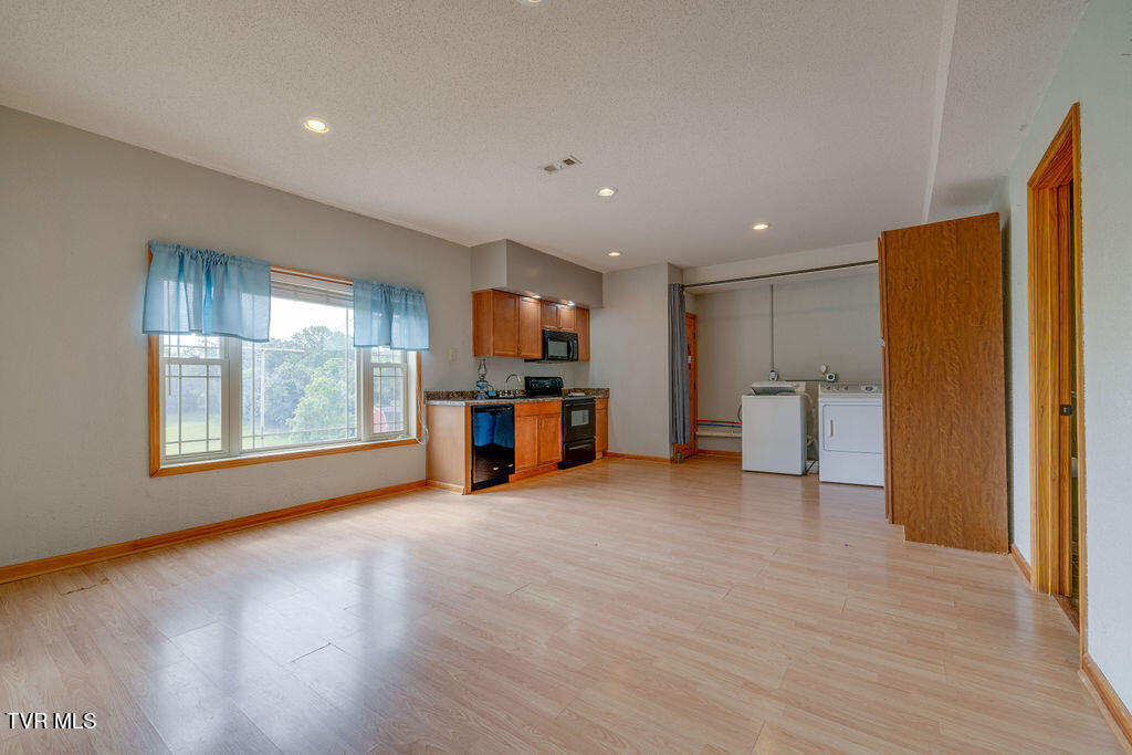 229 Ridgecrest Rd Property Photo 37