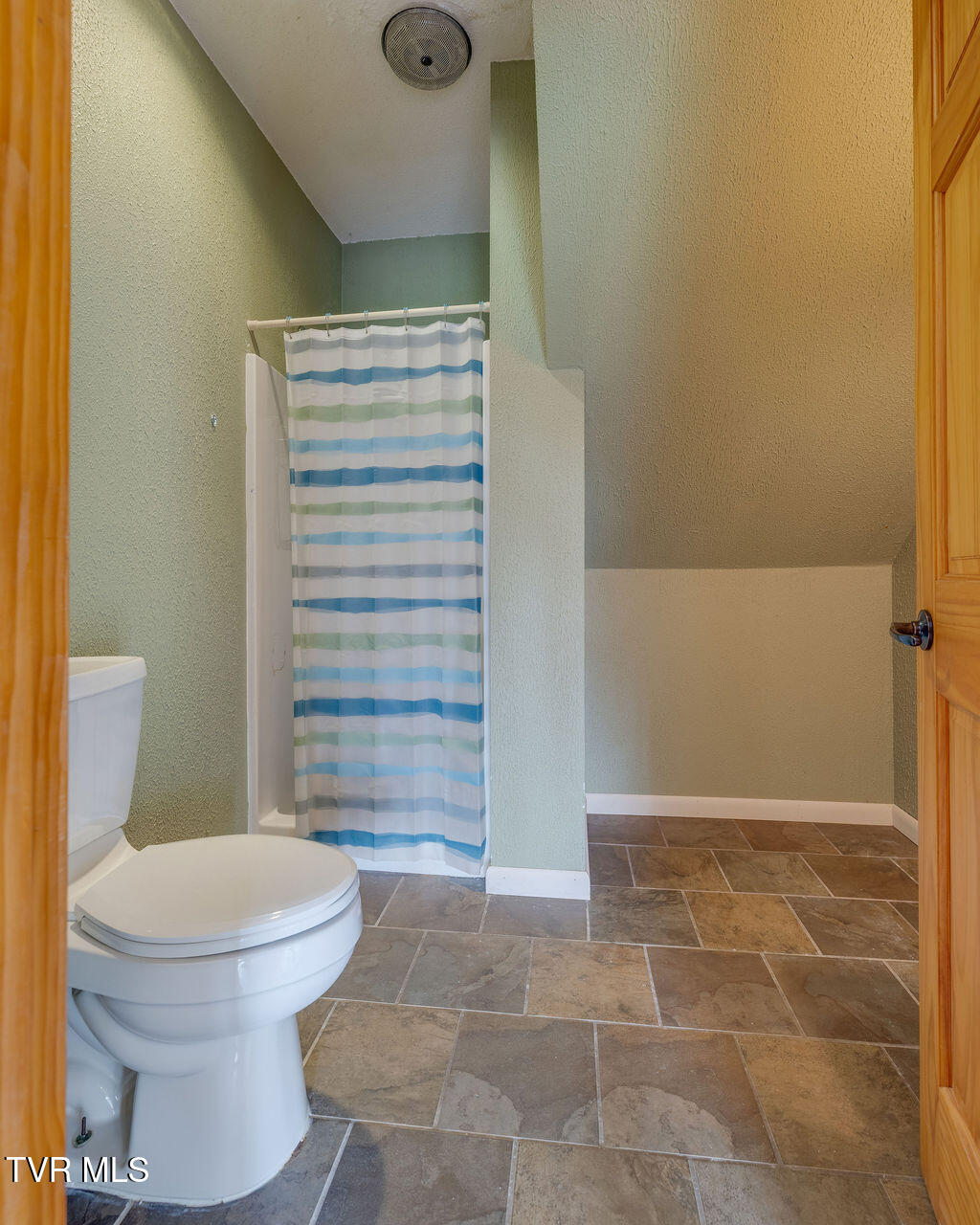 229 Ridgecrest Rd Property Photo 42