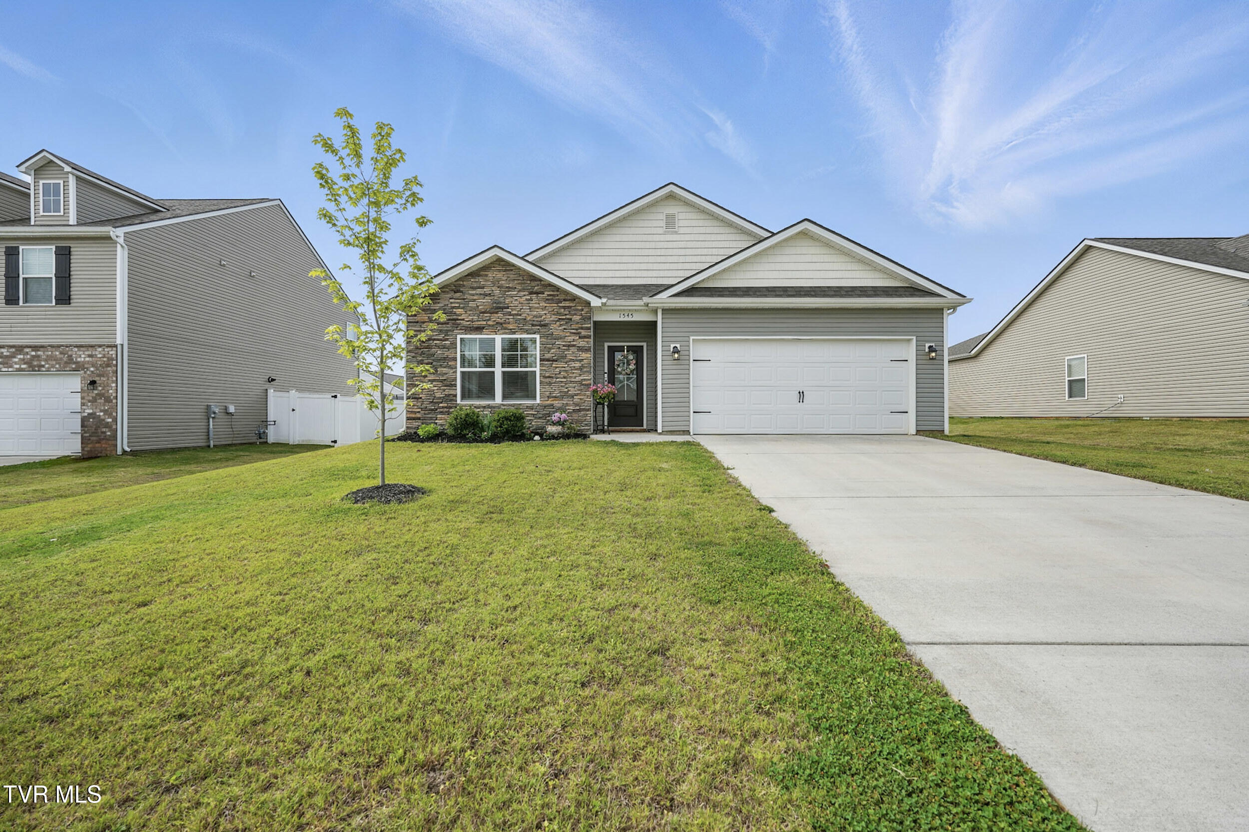 1545 Racoon Lane Property Photo 1