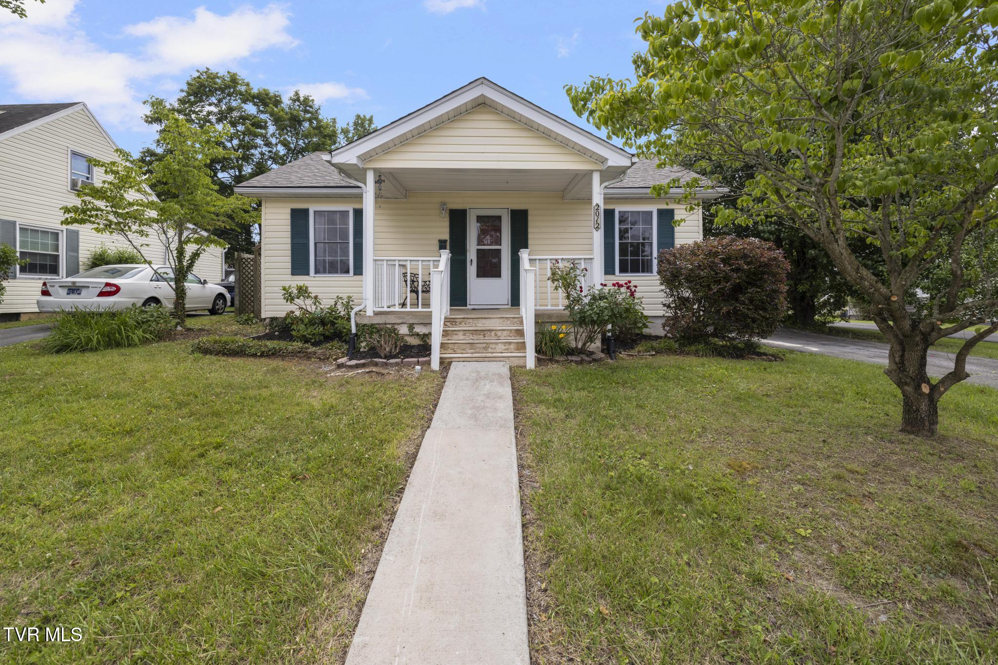 2012 Euclid Avenue Property Photo 1