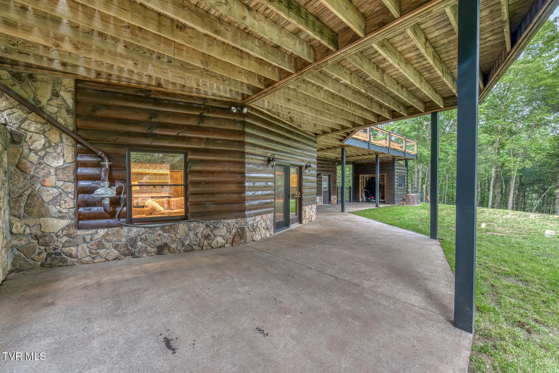 191 Bear Ridge Drive Property Photo 22