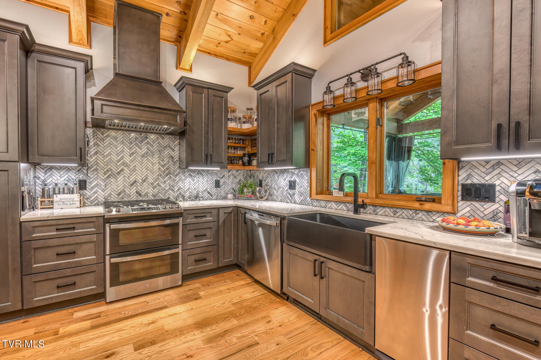 191 Bear Ridge Drive Property Photo 28