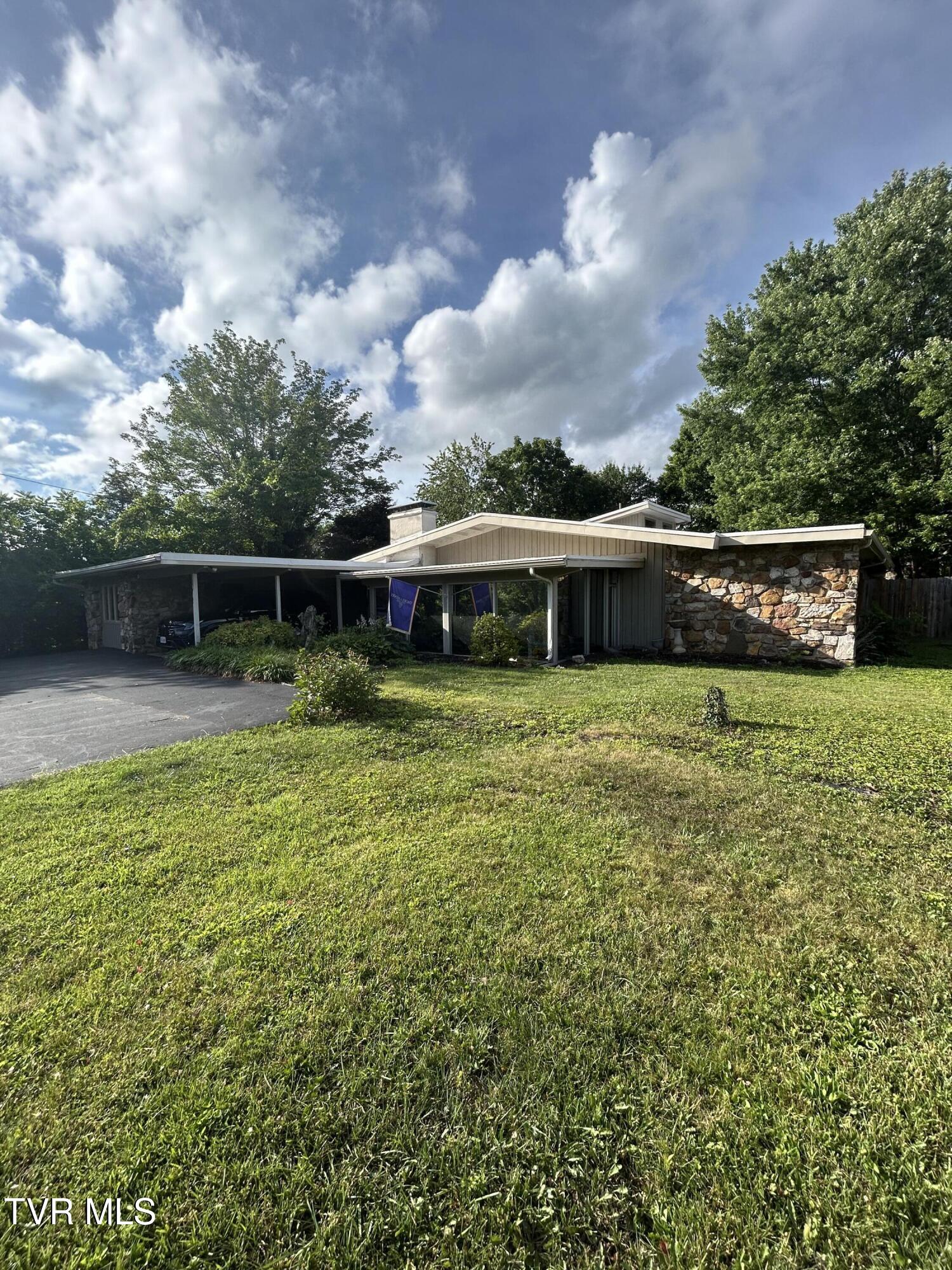 172 Dakota Road Property Photo 1