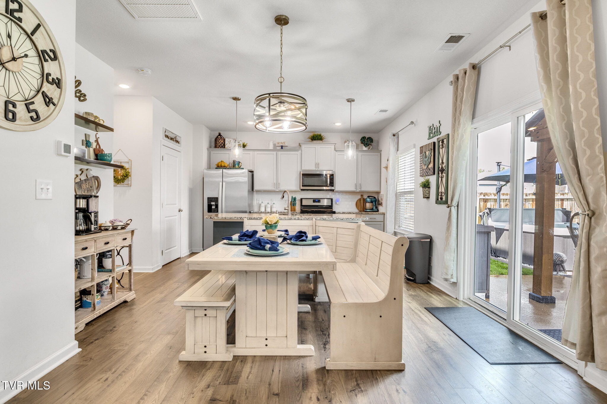 1058 Raccoon Lane Property Photo 10