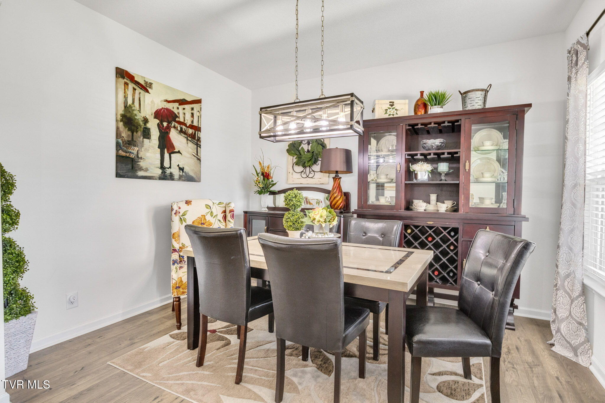 1058 Raccoon Lane Property Photo 11