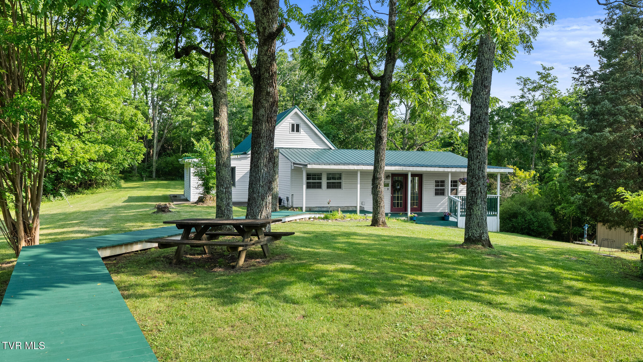 261 Buzzard Roost Road Property Photo 1