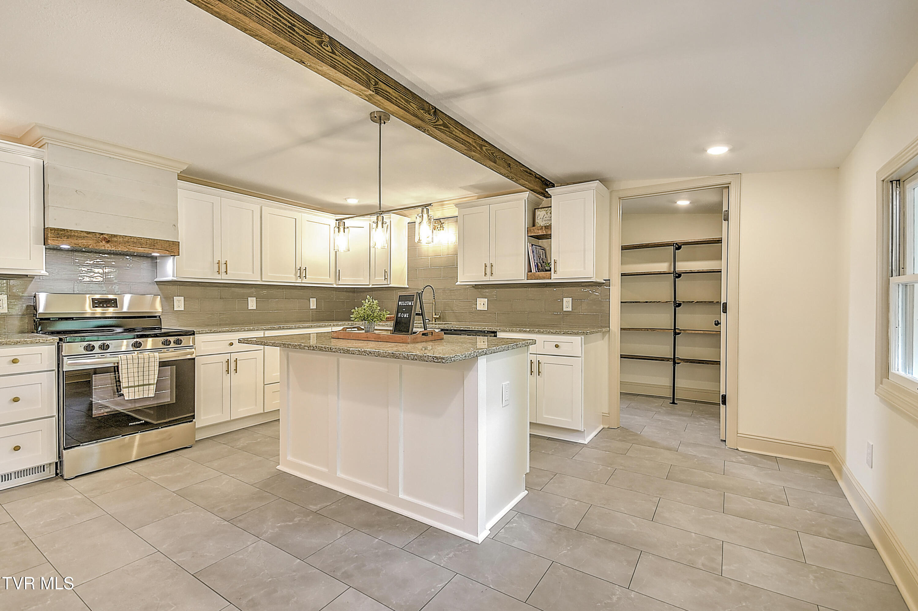 176 Burton France Road Property Photo 3