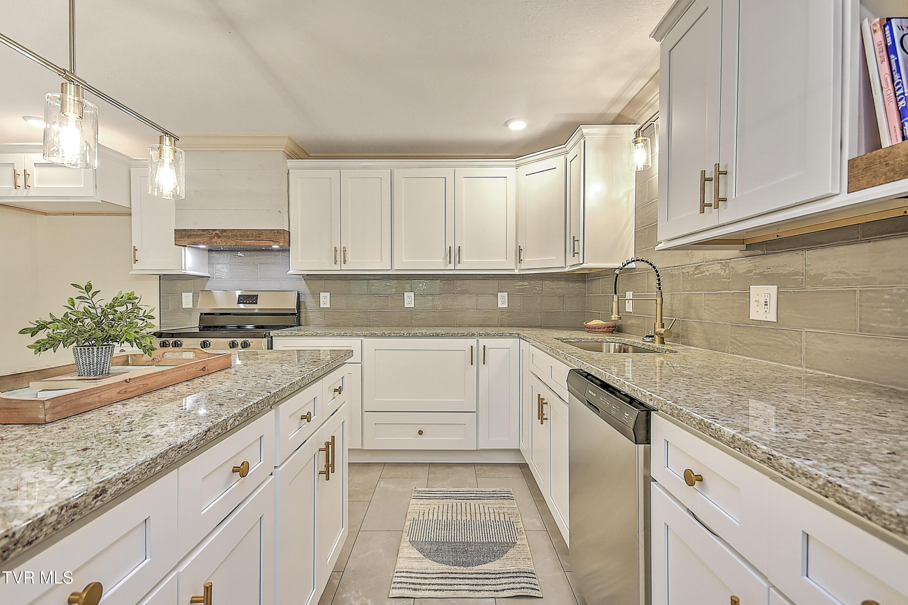 176 Burton France Road Property Photo 14