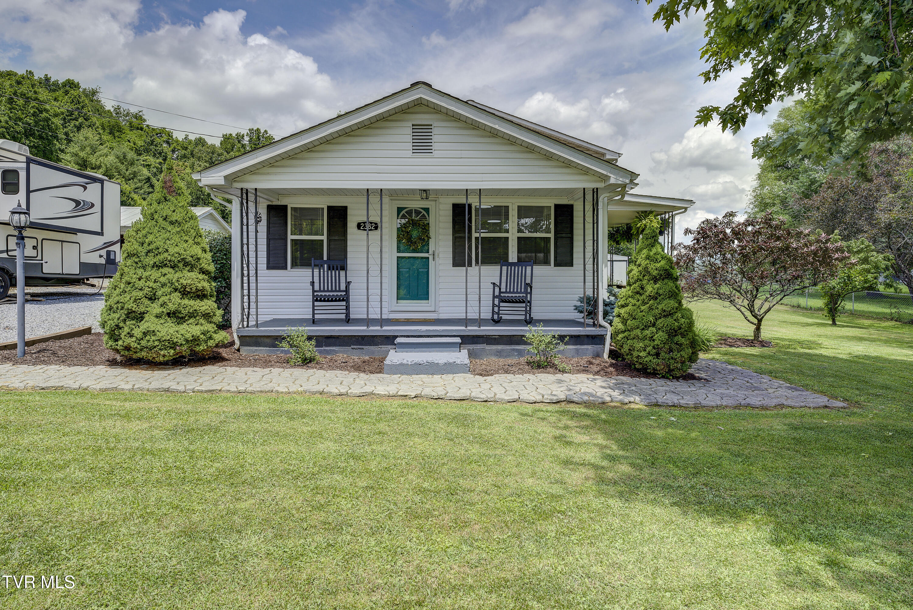 2382 Bob Little Road Property Photo