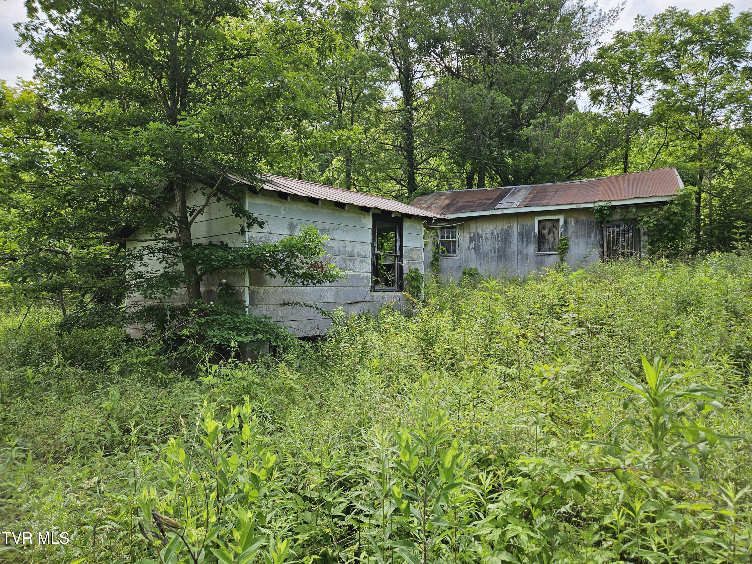 6770 State Rte 606 Property Photo 5