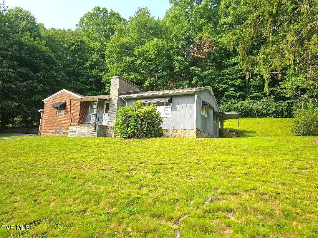 919 Coeburn Road Property Photo 1