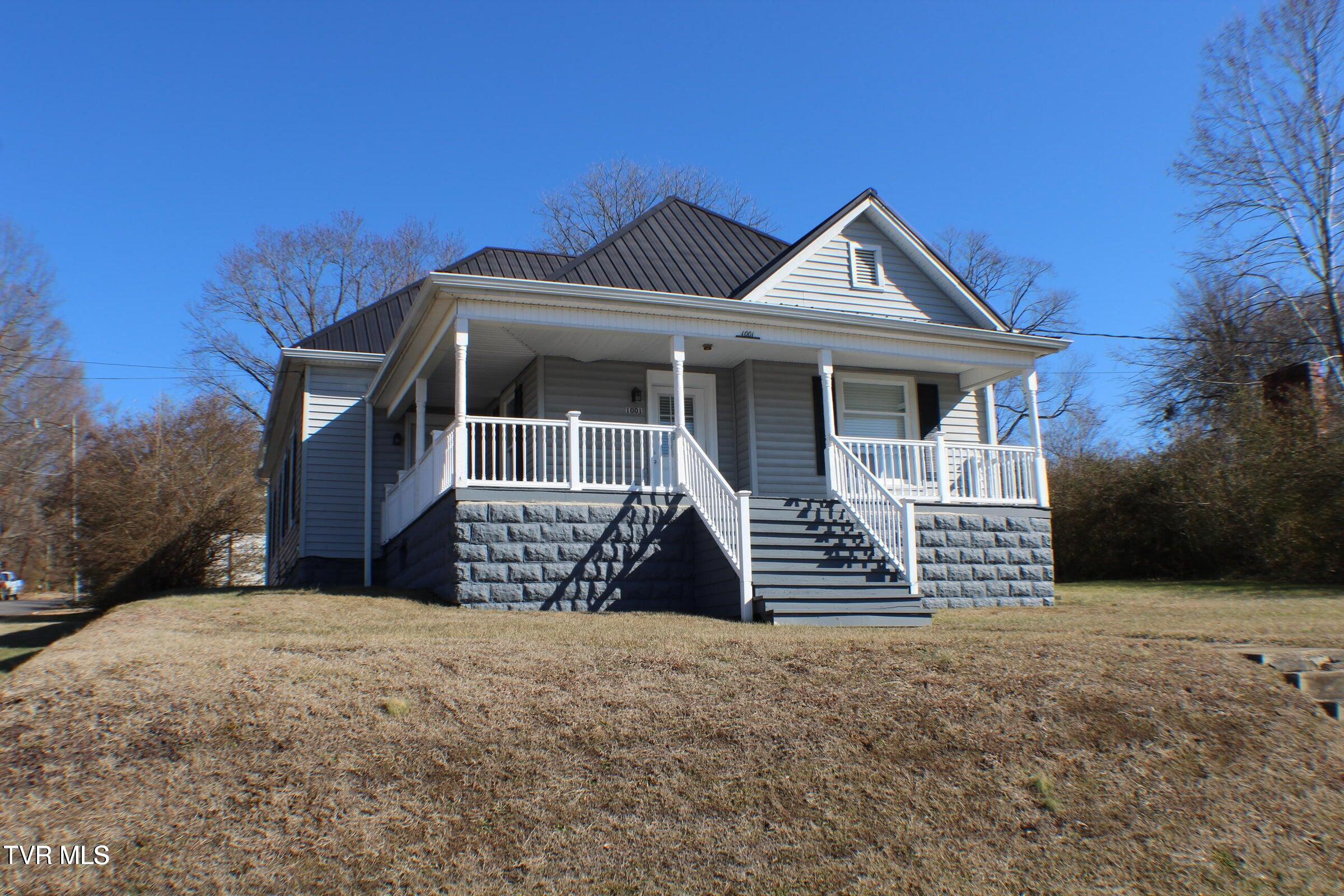 1001 Virginia Avenue Property Photo 1